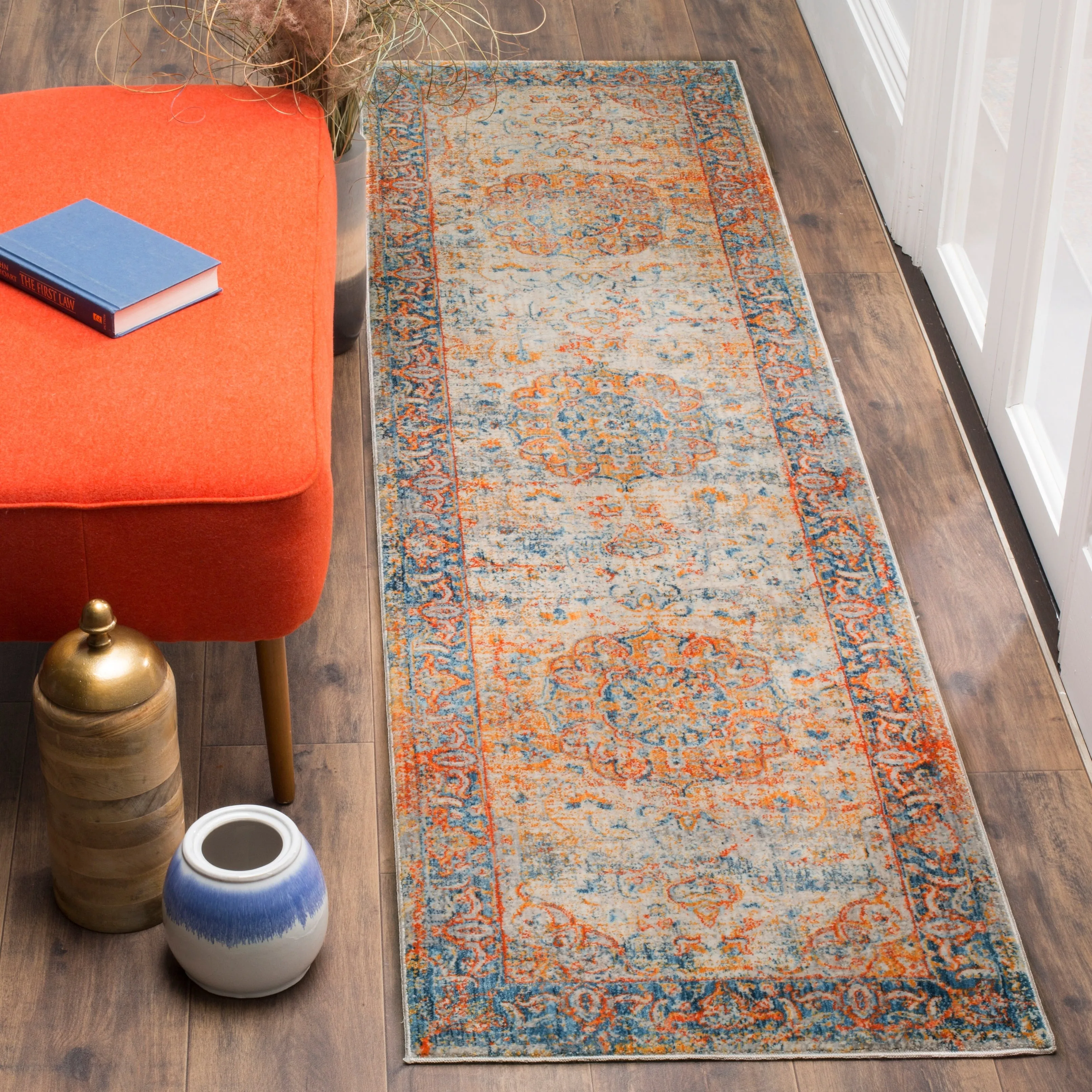 SAFAVIEH Vintage Persian Fietje Oriental Rug