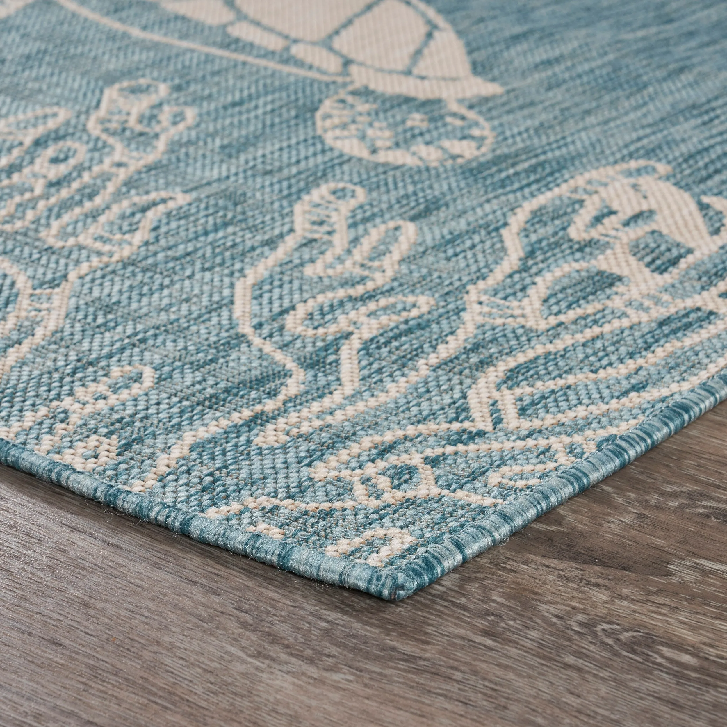 Sevita Aqua/White Tropical Turtle Reef Indoor Outdoor Rug