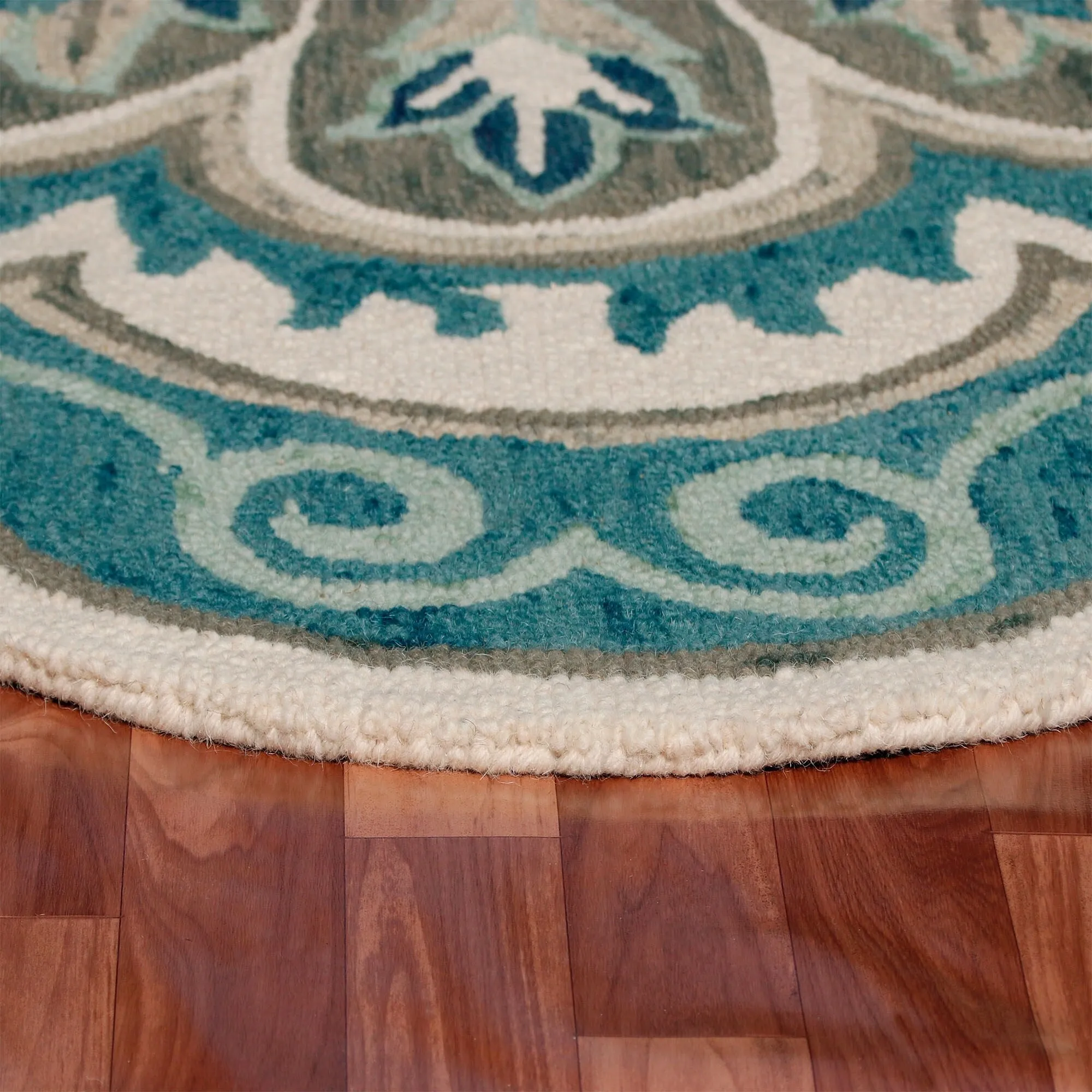 Sevita Dana Aqua Blue/Gray Bohemian Medallion Hand-Tufted Wool Round Rug