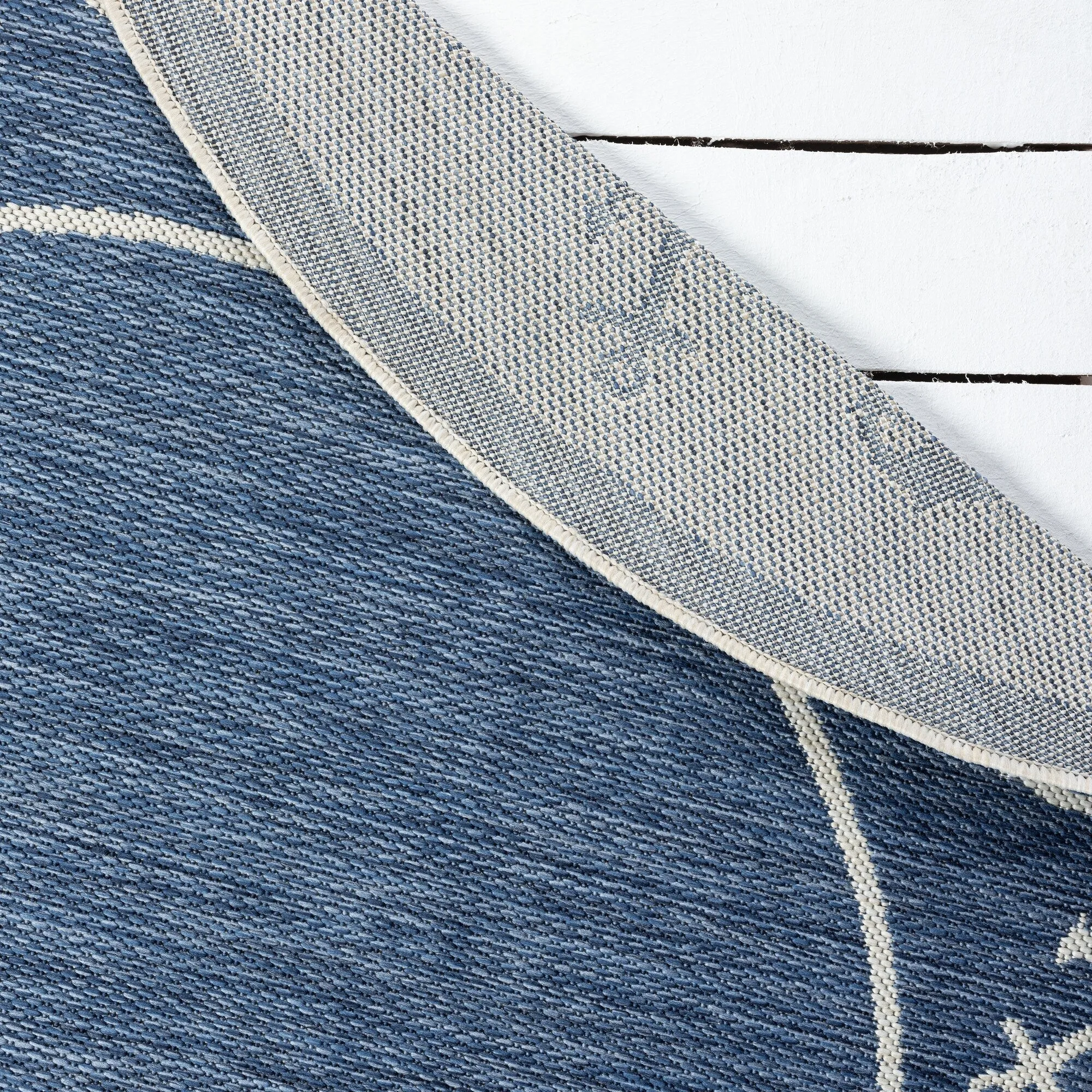 Sevita Navy Blue/White Nautical Anchor Border Indoor Outdoor Rug