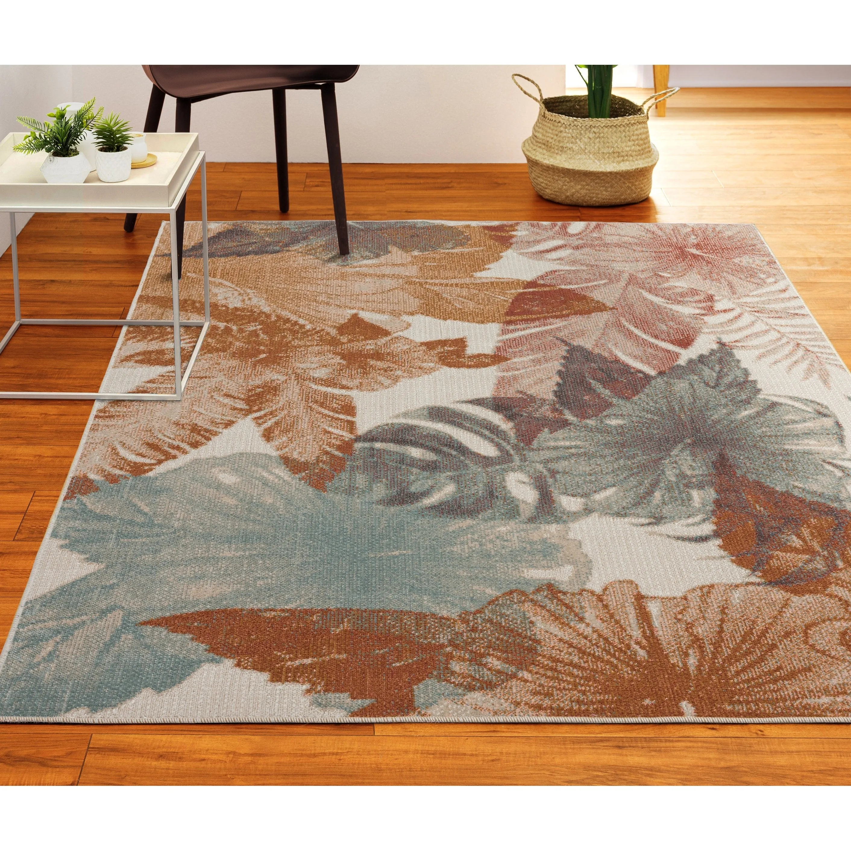 Sevita Patio Leaf Orange Multicolored Coastal Indoor/ Outdoor Rug