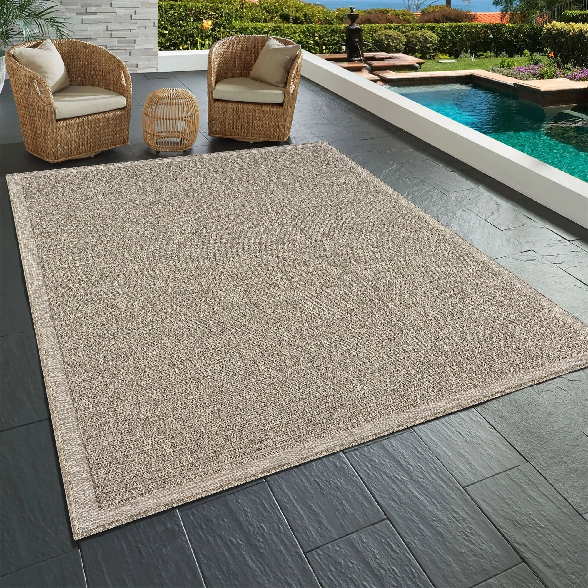 Sevita Tan/Brown Modern Solid Indoor Outdoor Area Rug