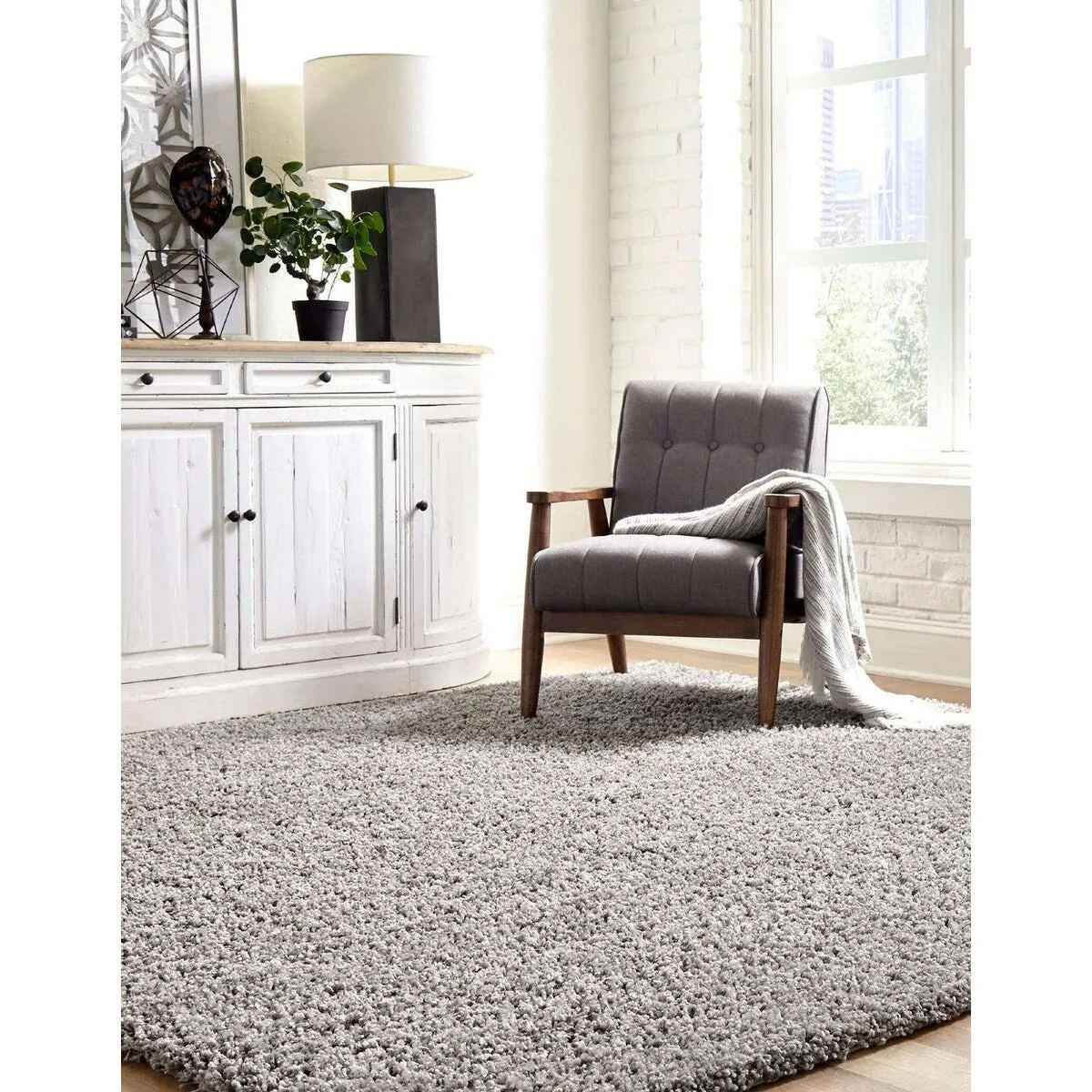Shag Laurian Collection Area Rug