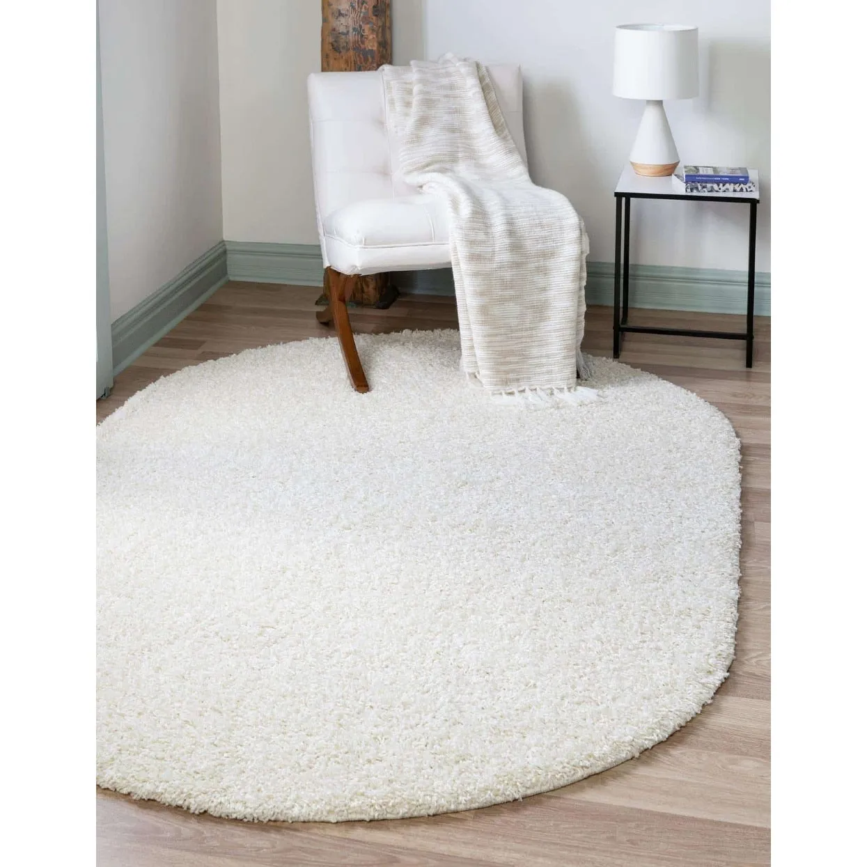 Shag Laurian Collection Area Rug