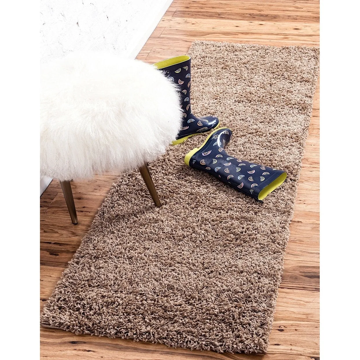 Shag Laurian Collection Area Rug
