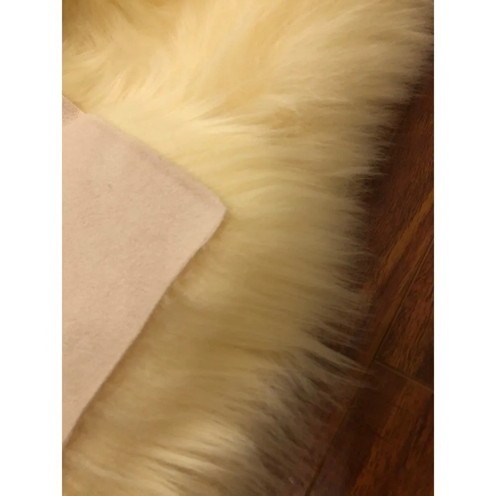 Silver Orchid Nansen Luxurious Faux Sheepskin Pelt Shag Rug