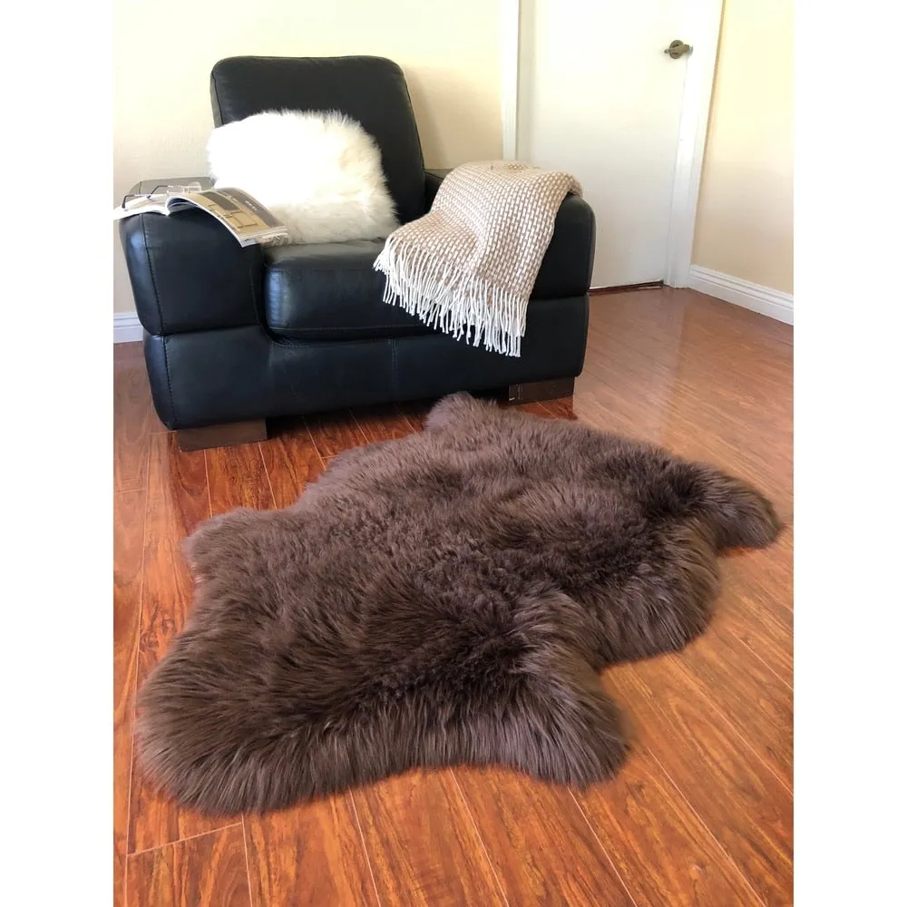 Silver Orchid Nansen Luxurious Faux Sheepskin Pelt Shag Rug