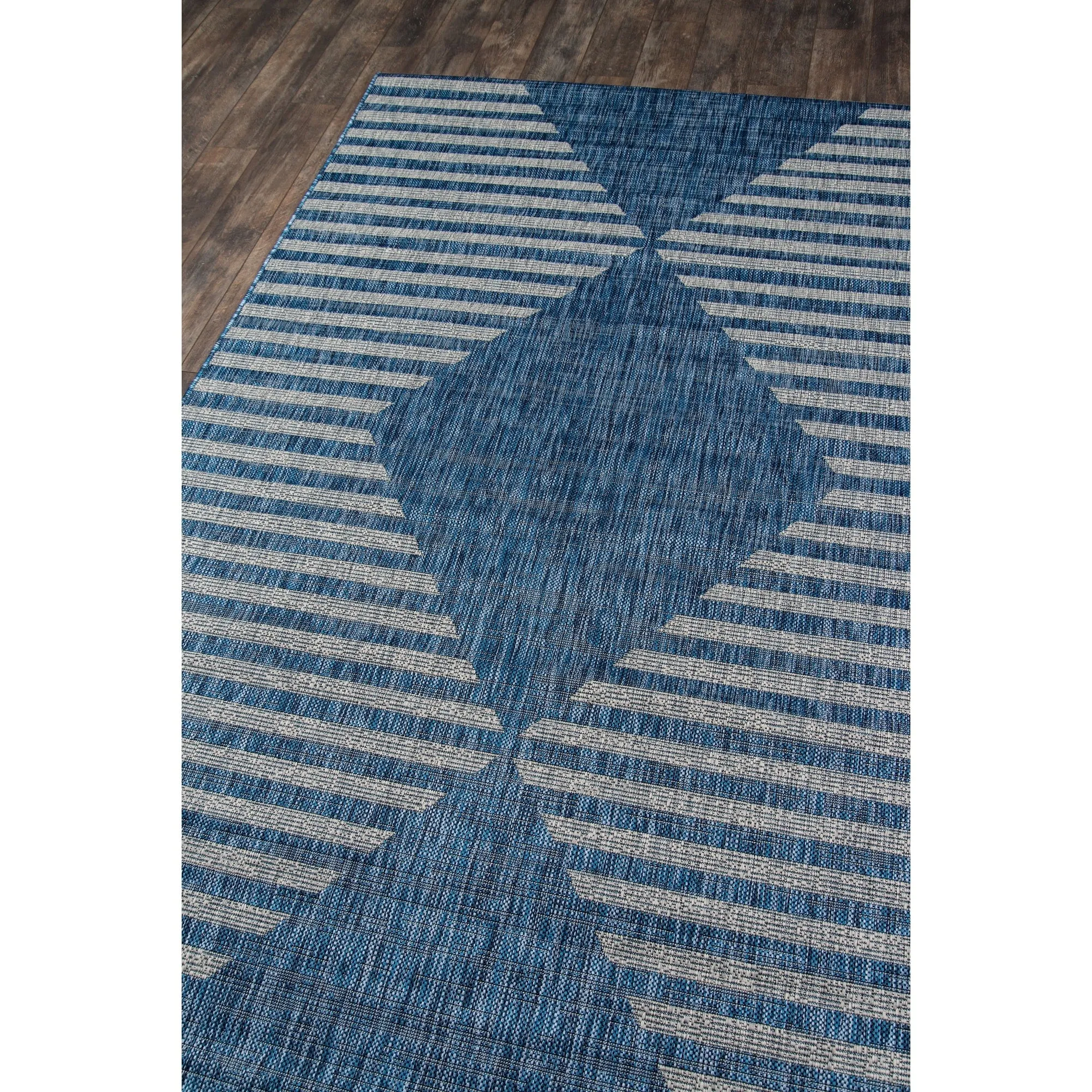 Skyline Decor Charcoal Villa Rugs in Rectangle Shape - Big