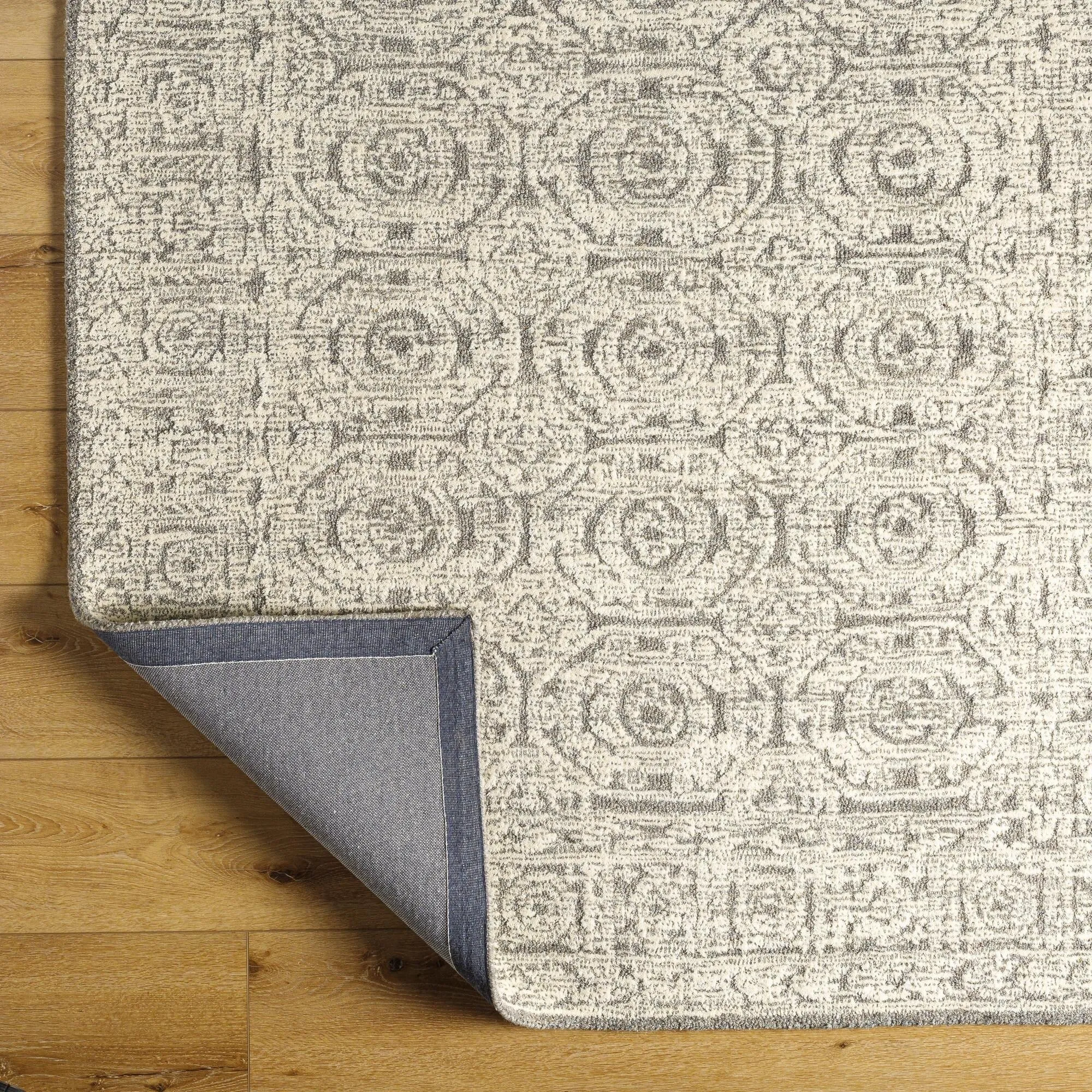 Smials Arts & Crafts Medallion Area Rug