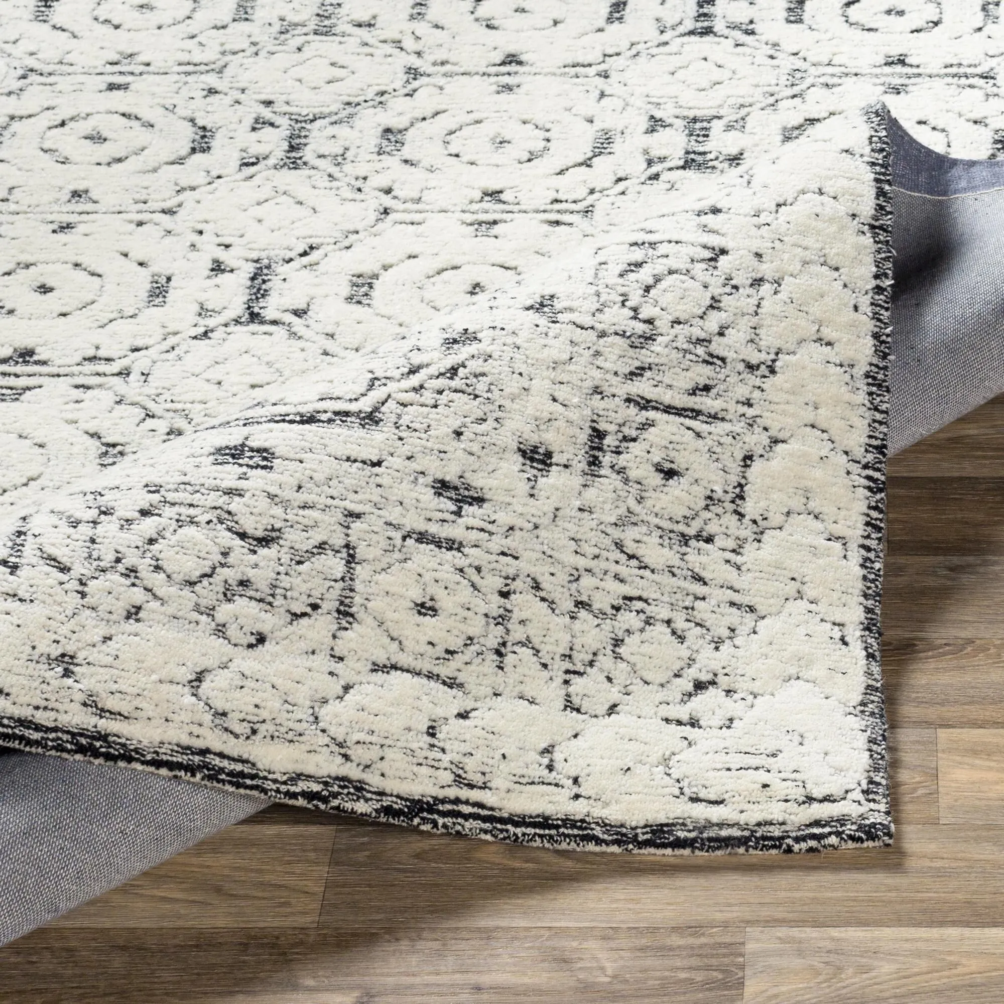 Smials Arts & Crafts Medallion Area Rug
