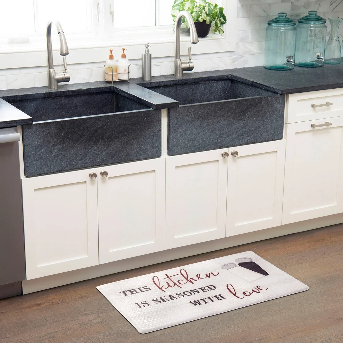 SoHome Cozy Living Seasoned with Love Anti-Fatigue Kitchen Mat. Grey/Red