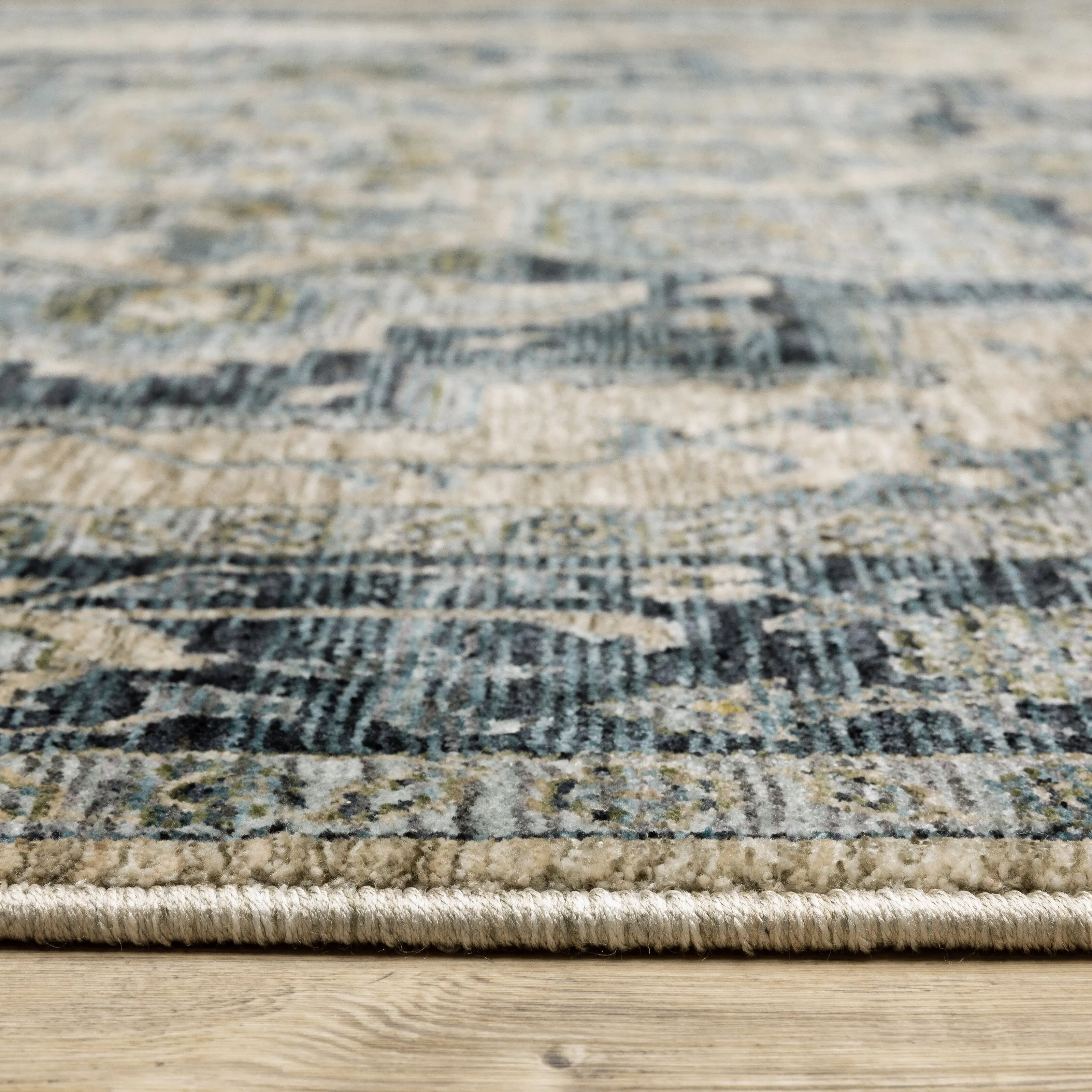 Style Haven Amelie Center Medallion Blue/ Tan Indoor Area Rug