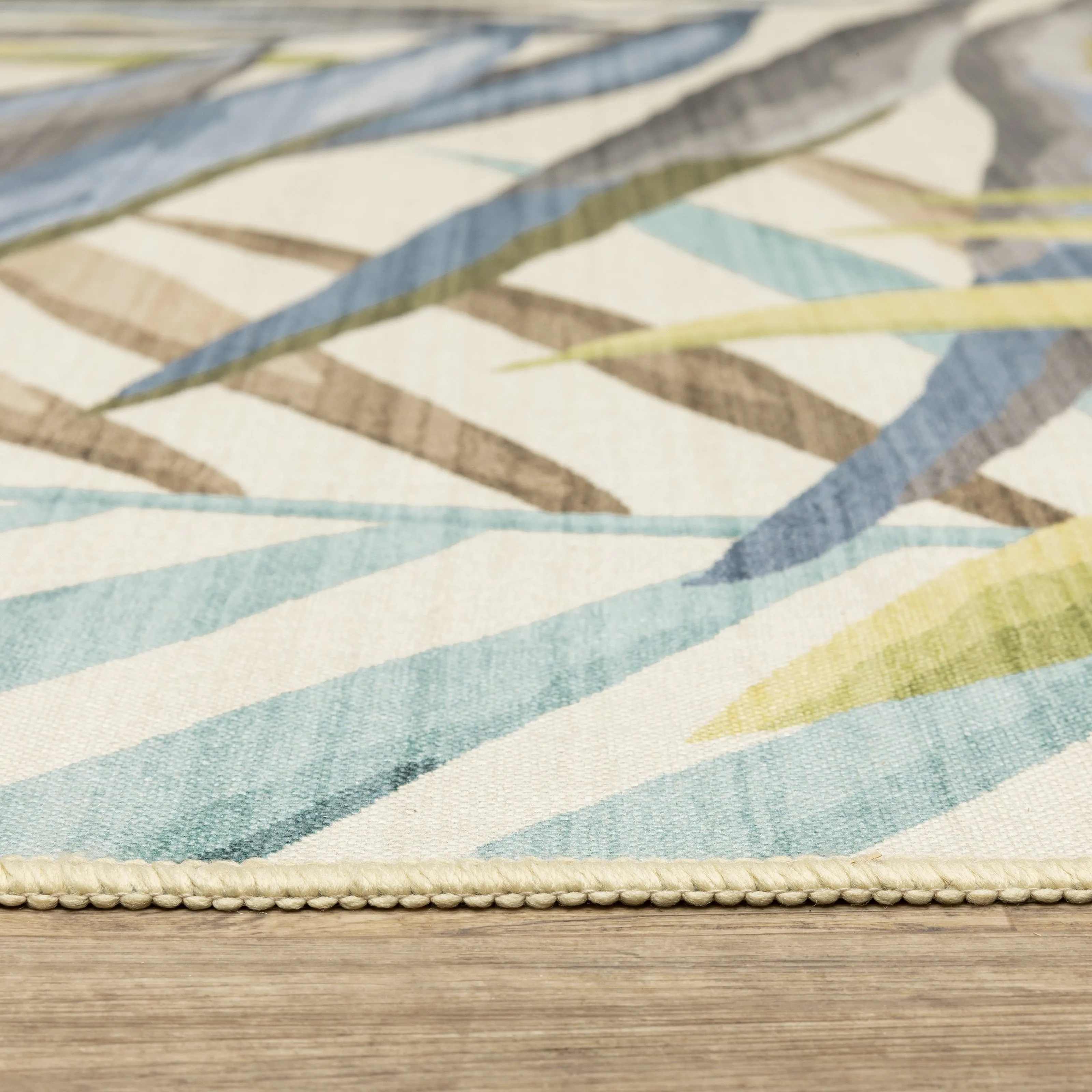 Style Haven Flores Tropical Palms Beige/Multi Indoor-Outdoor Washable Rug