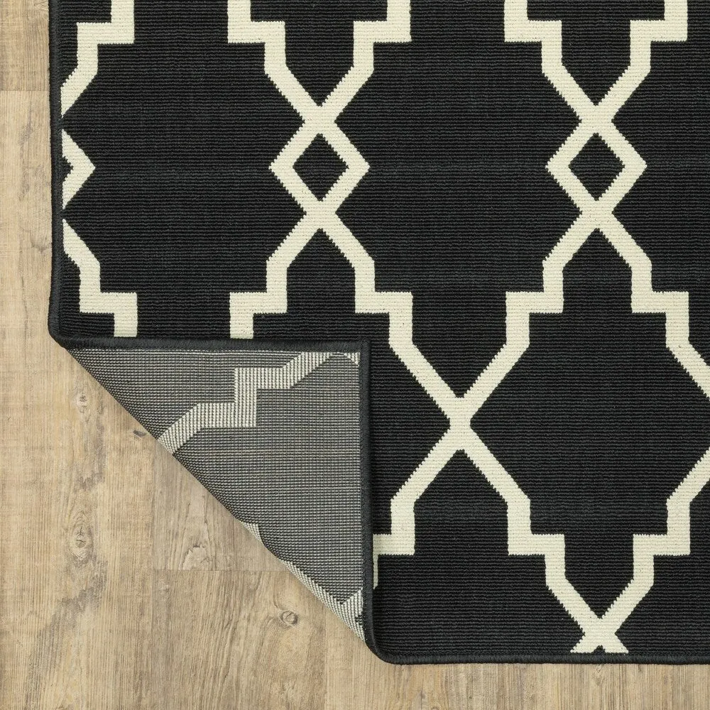 Style Haven Marianna Ornate Lattice Black/ Off-White Loop Pile Indoor Outdoor Area Rug