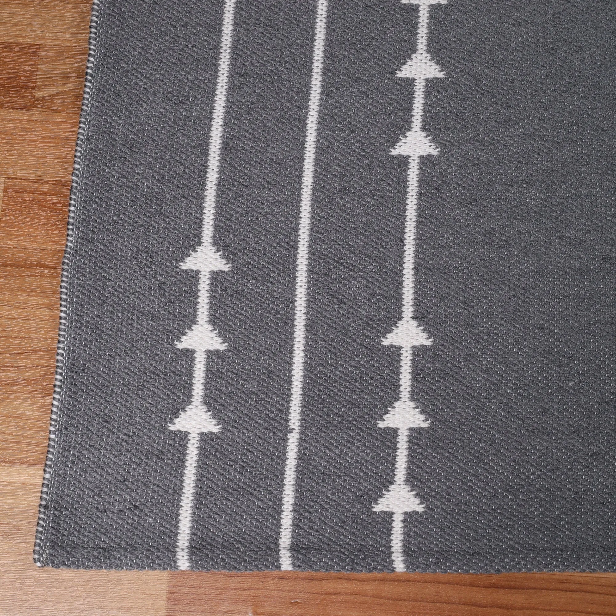 Superior Minimalist Bohemian Arrow Indoor Outdoor Area Rug