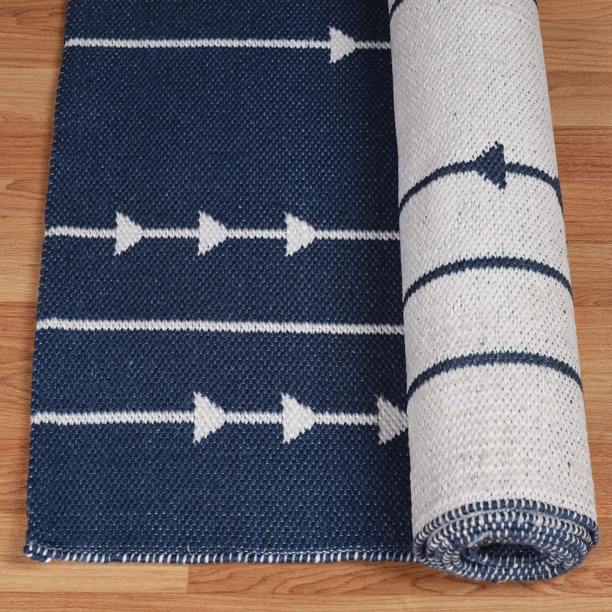 Superior Minimalist Bohemian Arrow Indoor Outdoor Area Rug