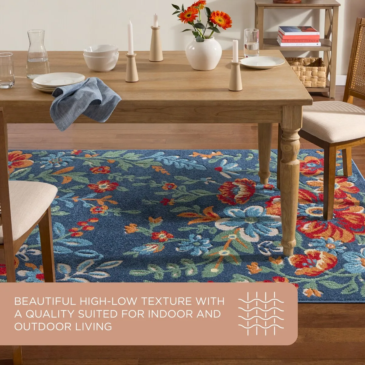 TOWN & COUNTRY EVERYDAY Hibiscus Bloom Modern Floral Indoor Outdoor Area Rug. UV Fade Resistant. High-Low Pile