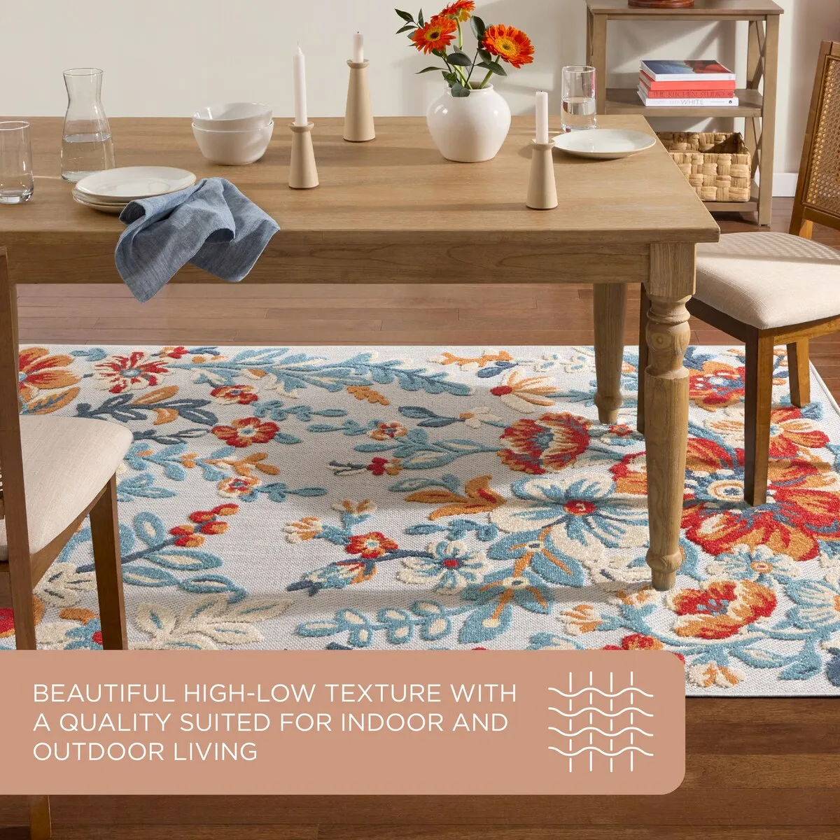 TOWN & COUNTRY EVERYDAY Hibiscus Bloom Modern Floral Indoor Outdoor Area Rug. UV Fade Resistant. High-Low Pile