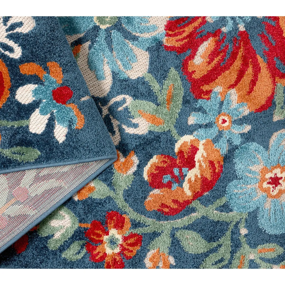TOWN & COUNTRY EVERYDAY Hibiscus Bloom Modern Floral Indoor Outdoor Area Rug. UV Fade Resistant. High-Low Pile