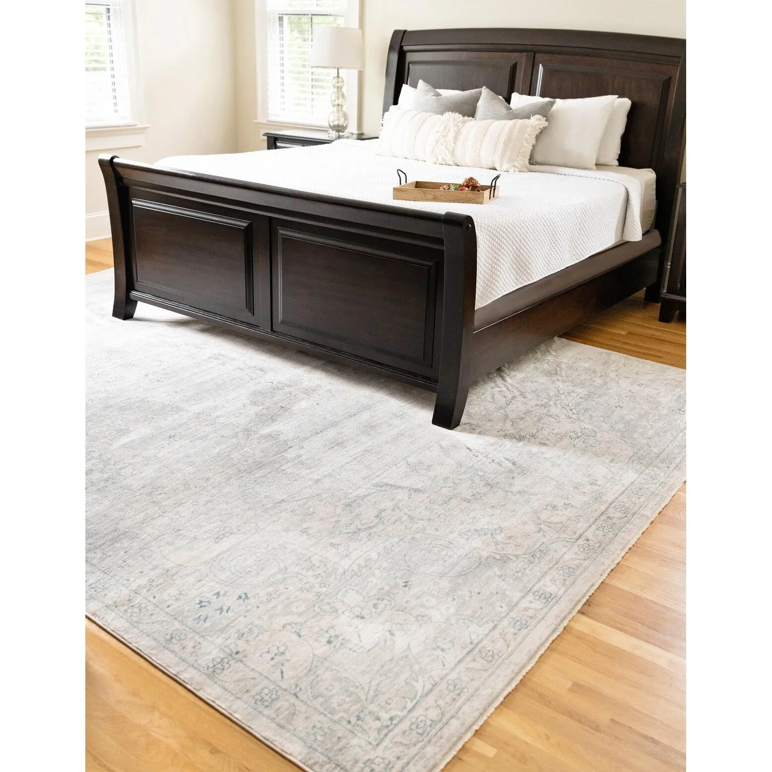 Traditional Haifa Collection Area Rug