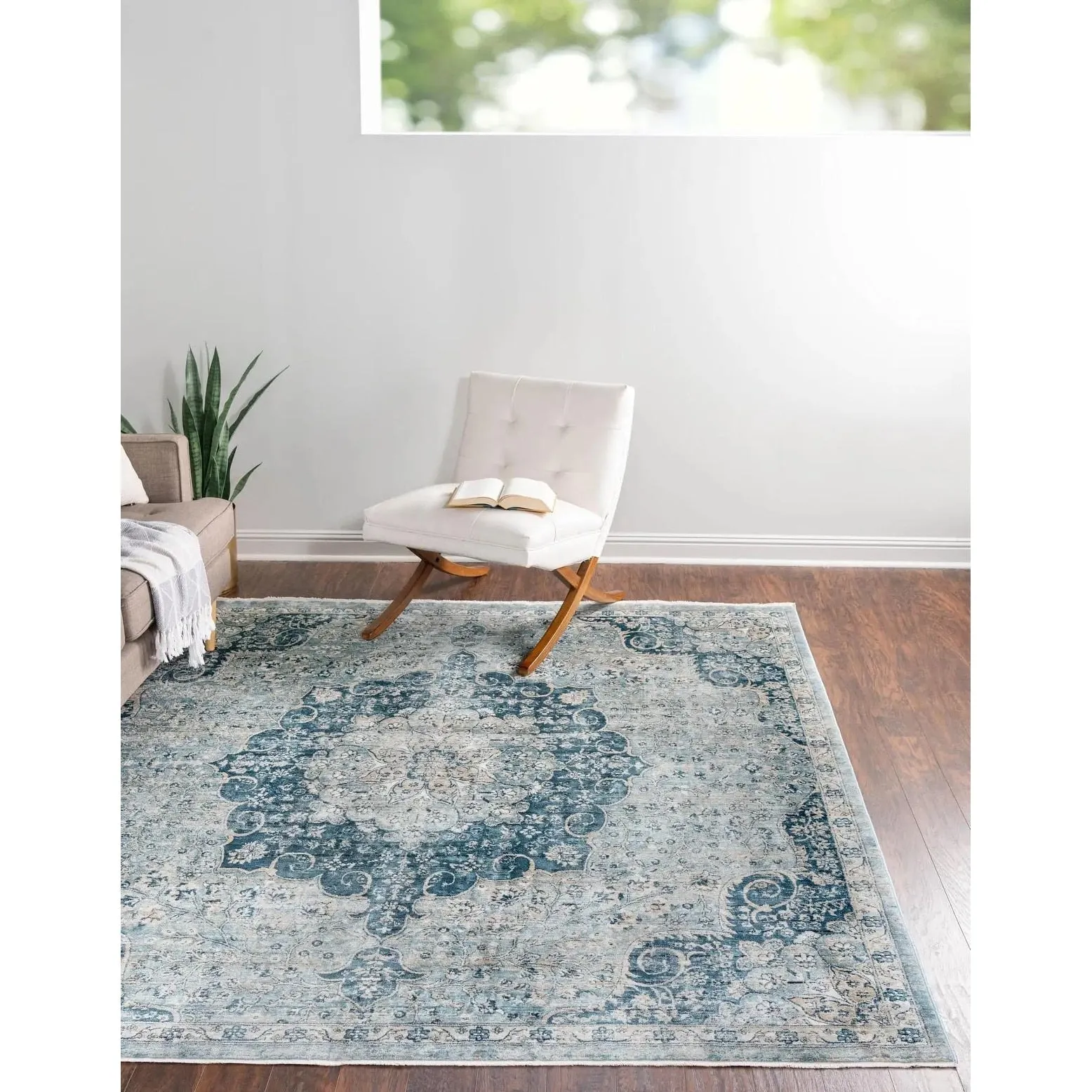Traditional Haifa Collection Area Rug