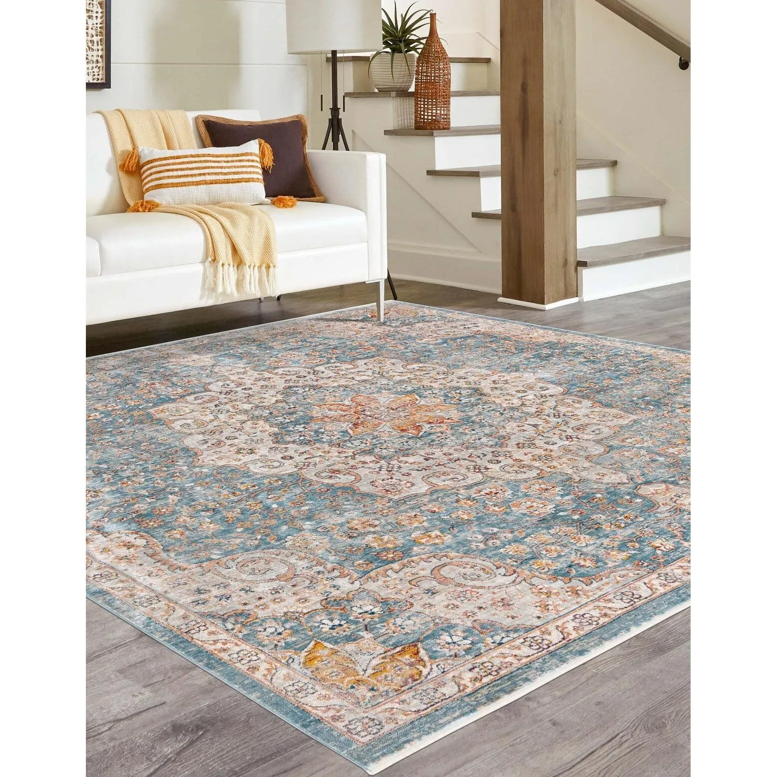Traditional Haifa Collection Area Rug