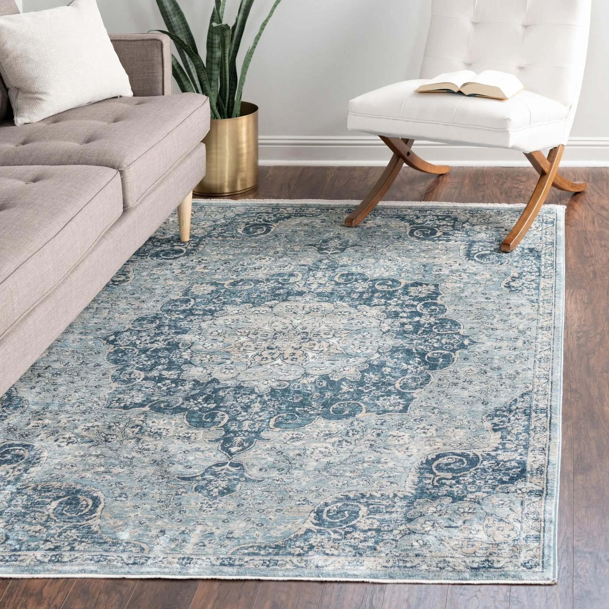 Traditional Haifa Collection Area Rug