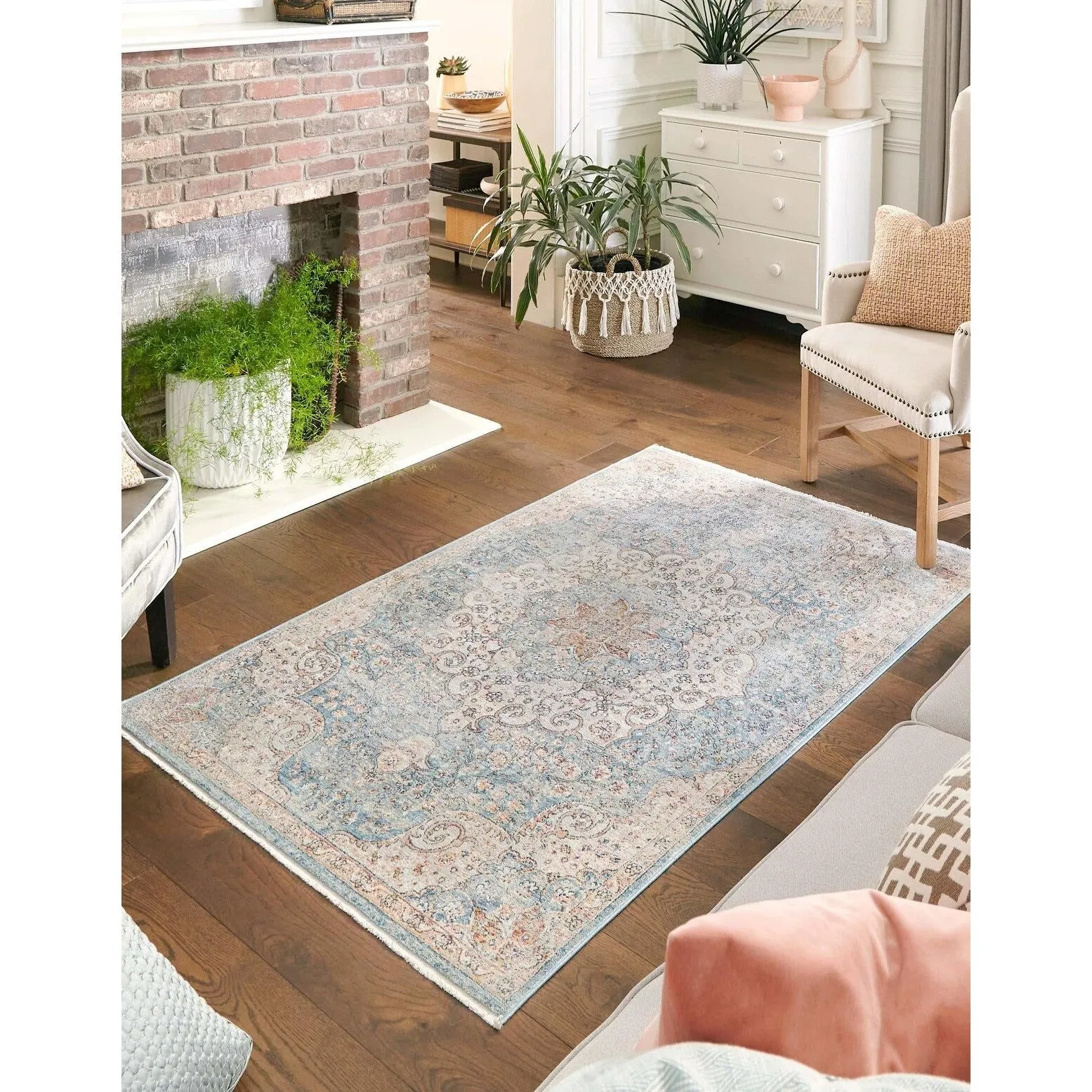 Traditional Haifa Collection Area Rug