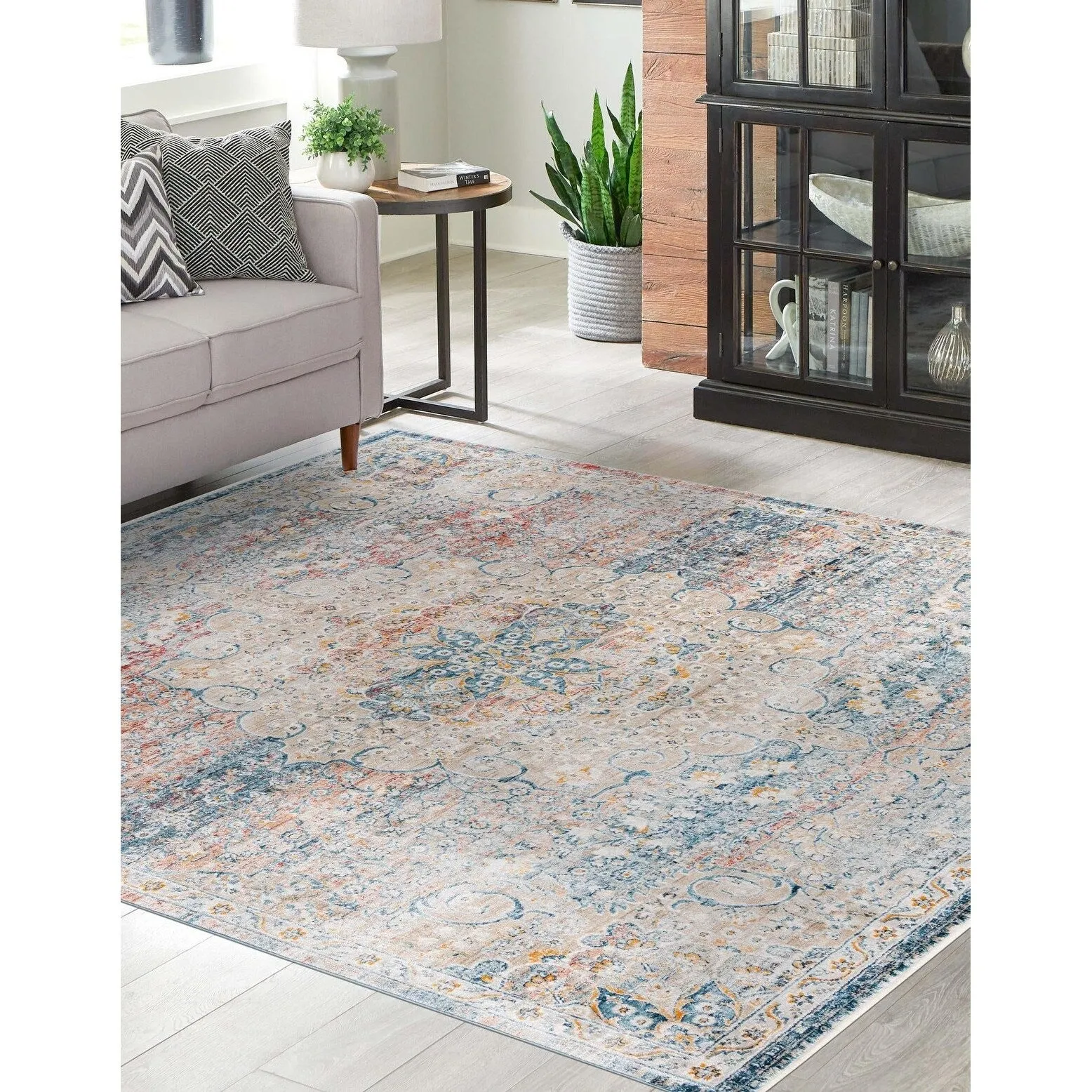 Traditional Haifa Collection Area Rug
