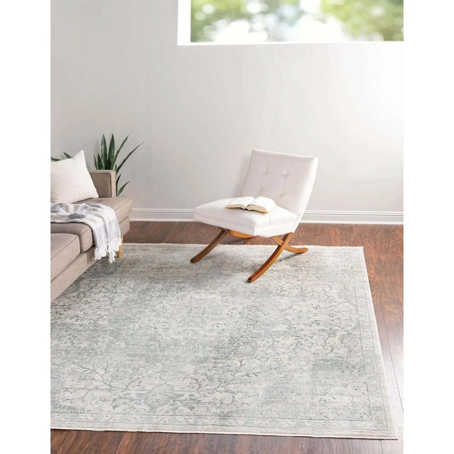 Traditional Haifa Collection Area Rug