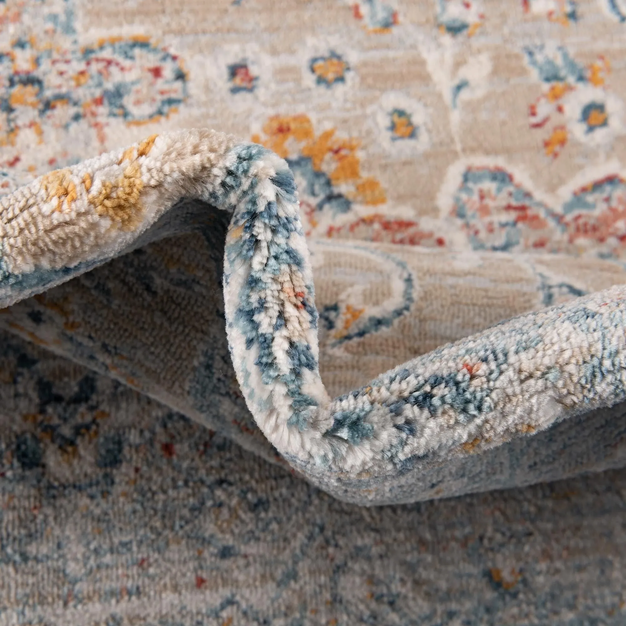 Traditional Haifa Collection Area Rug