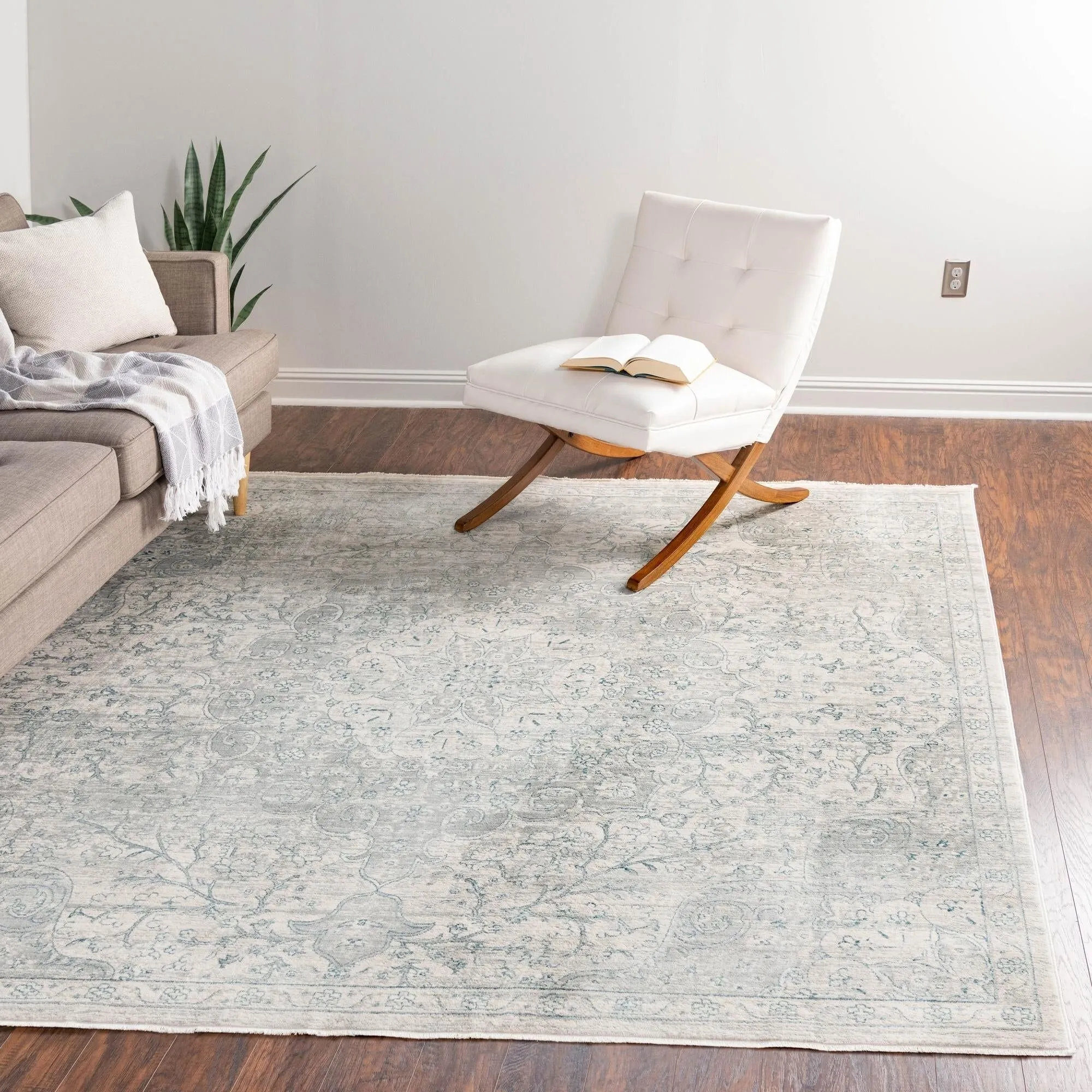 Traditional Haifa Collection Area Rug