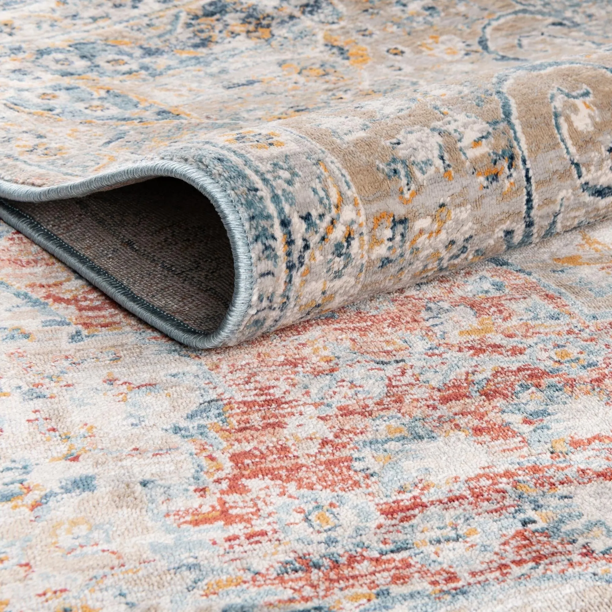 Traditional Haifa Collection Area Rug