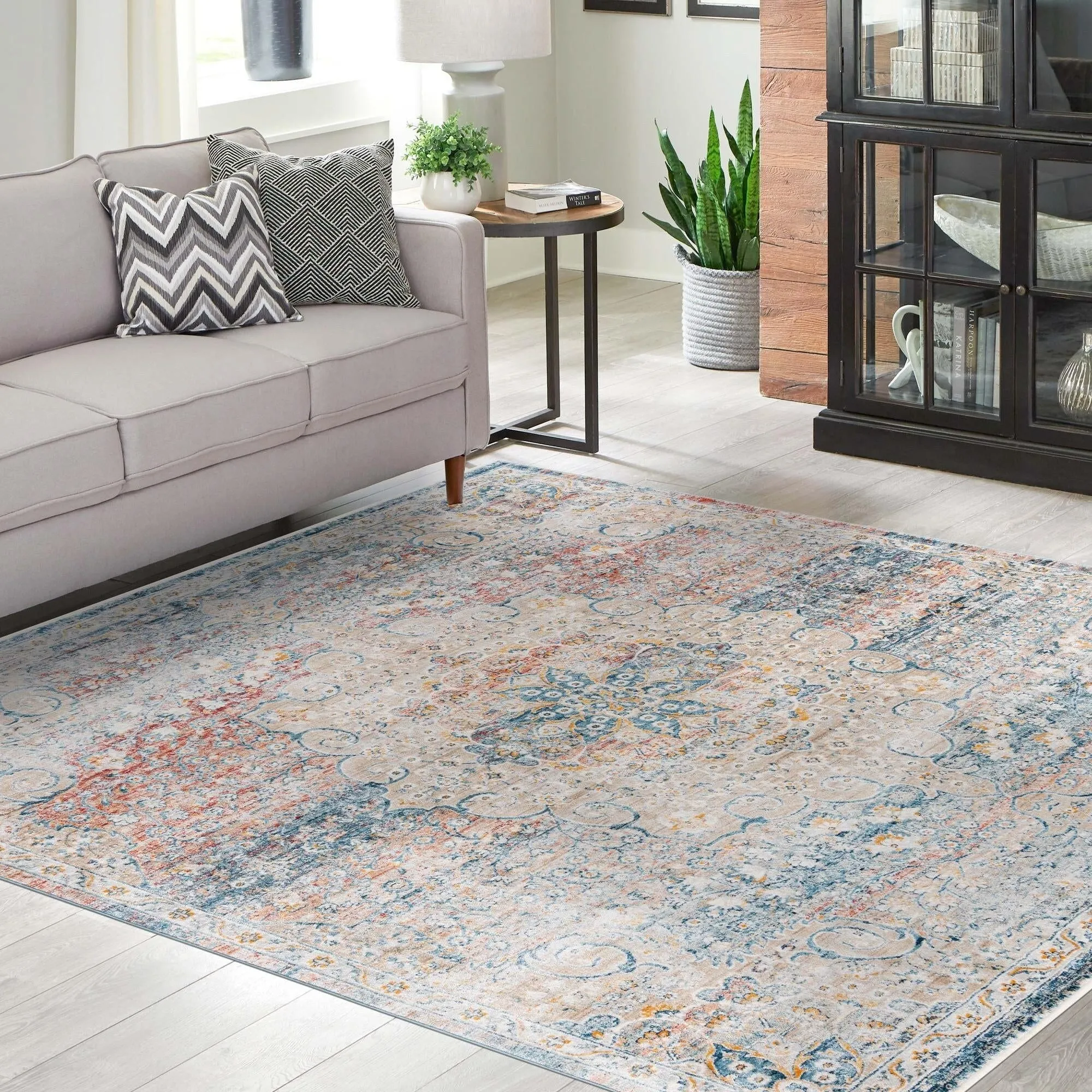 Traditional Haifa Collection Area Rug