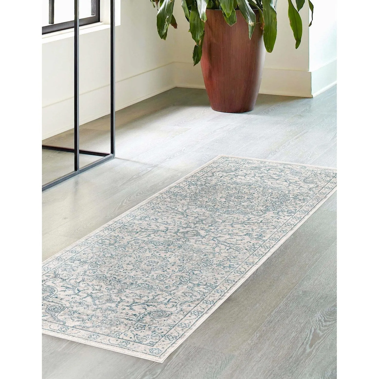 Traditional Haifa Collection Area Rug