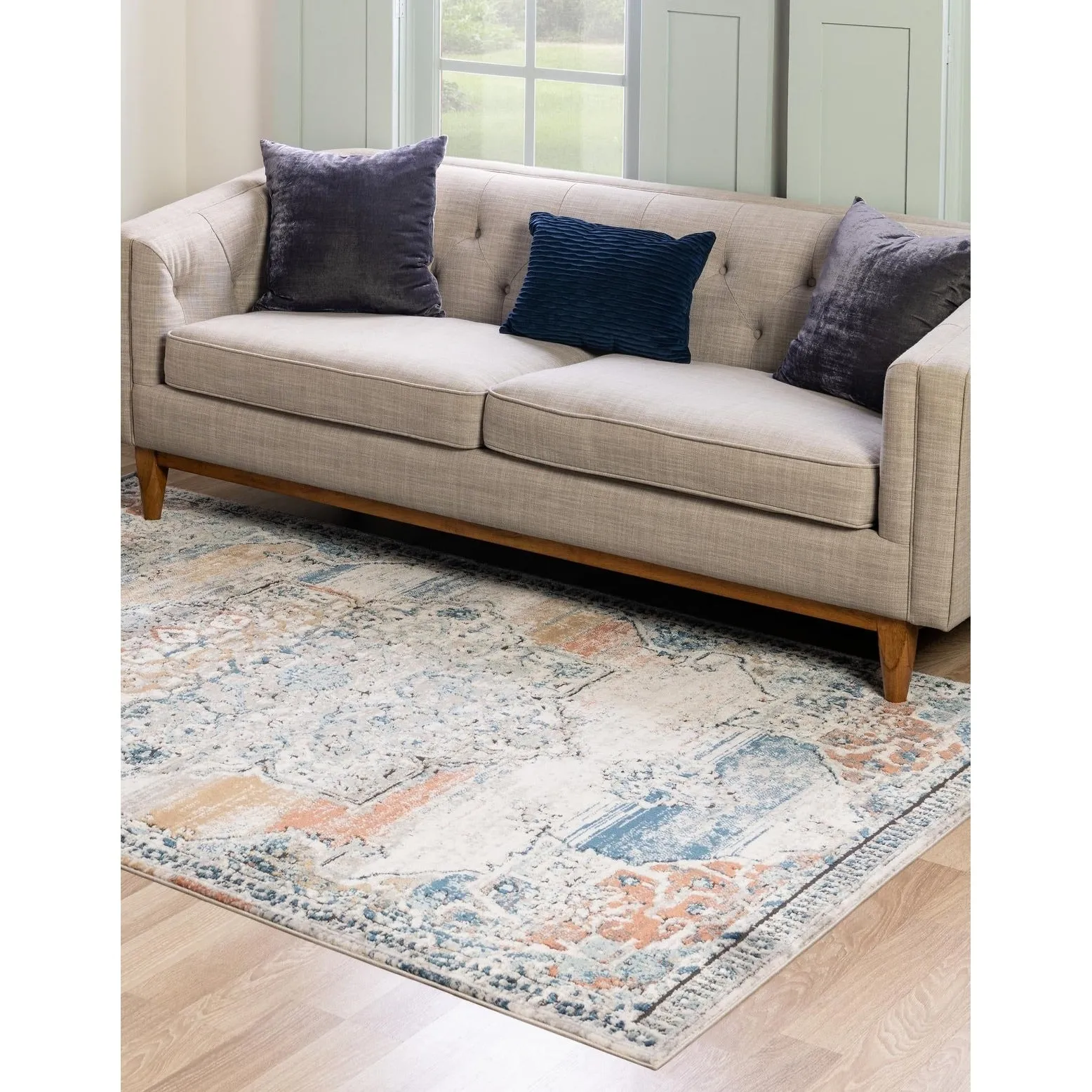 Traditional Jeopok Collection Area Rug
