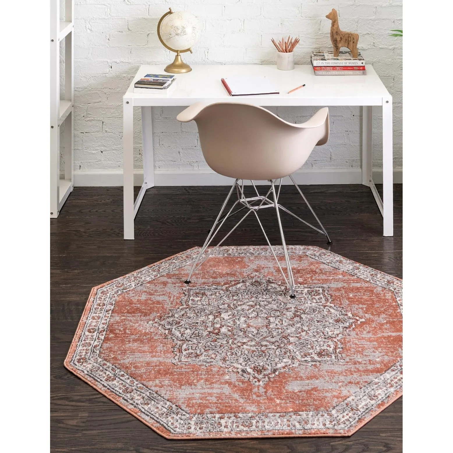 Traditional Jeopok Collection Area Rug