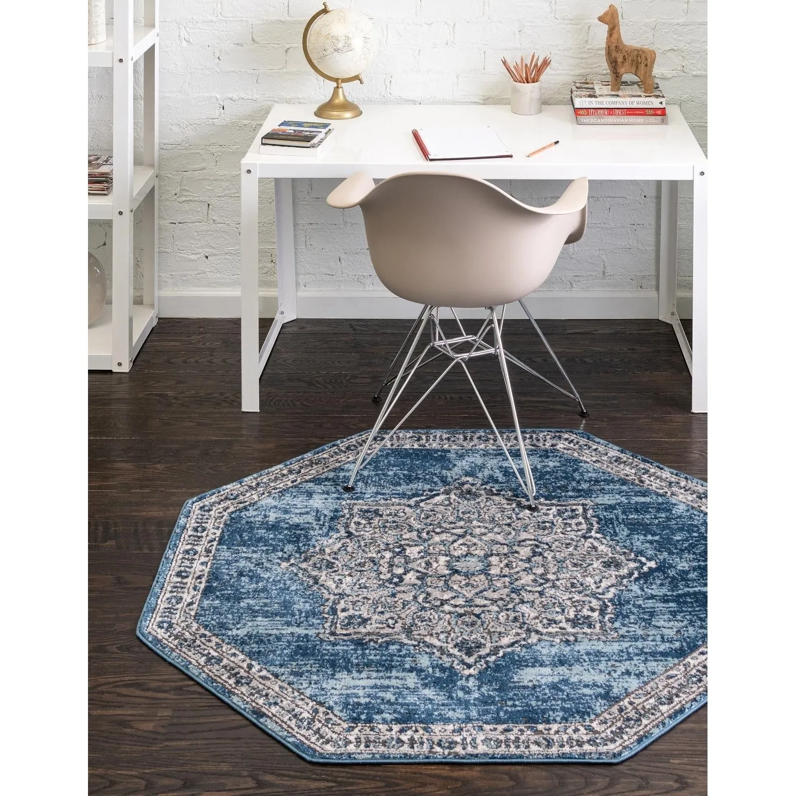 Traditional Jeopok Collection Area Rug