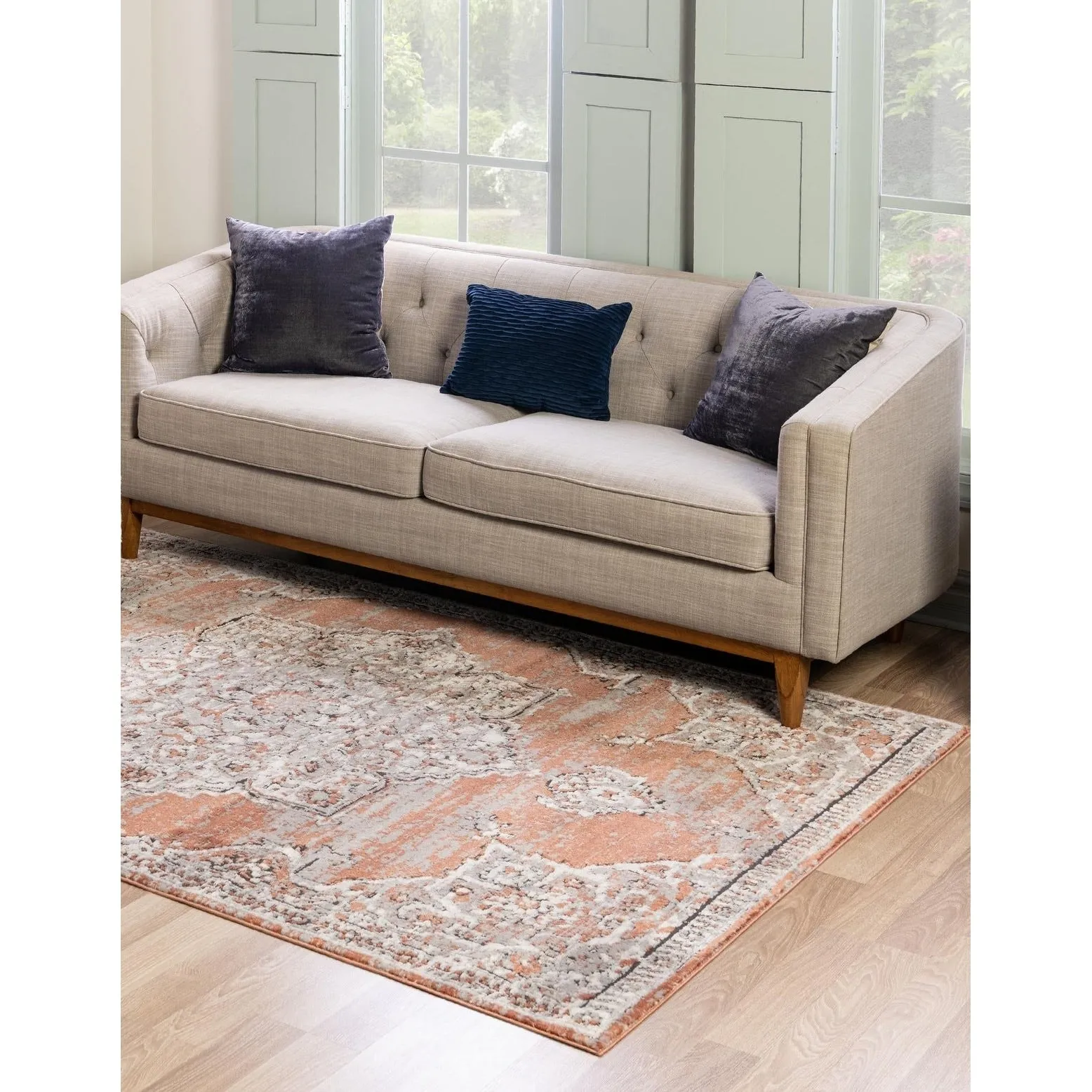Traditional Jeopok Collection Area Rug