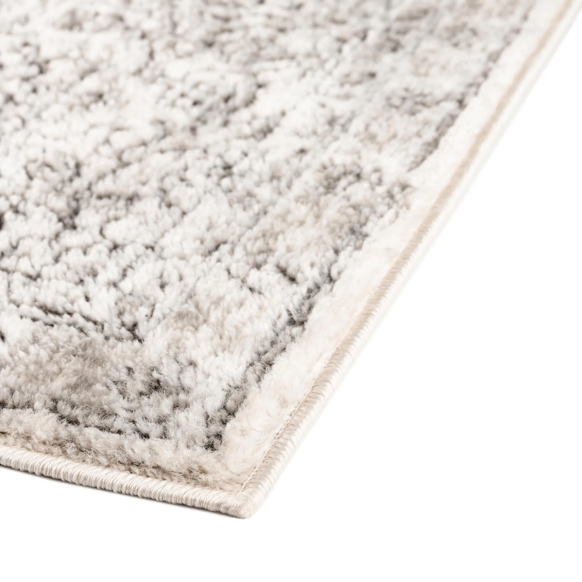Traditional Jeopok Collection Area Rug