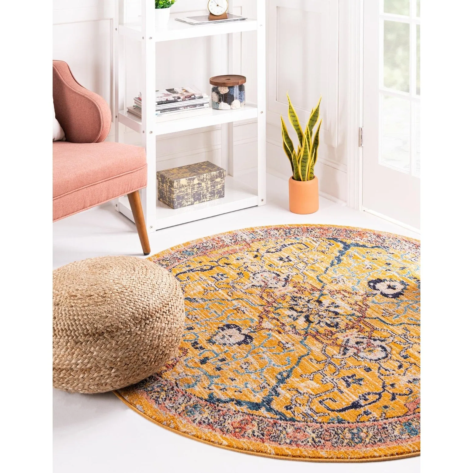 Traditional Nixa Collection Area Rug