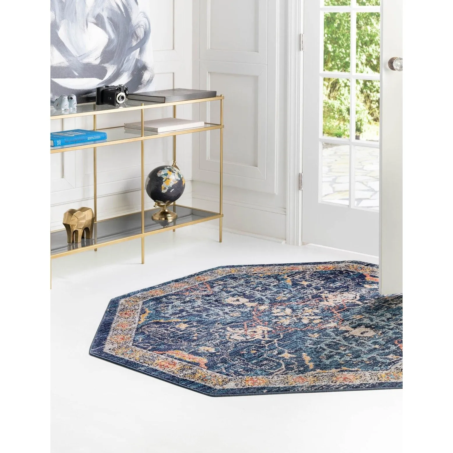 Traditional Nixa Collection Area Rug