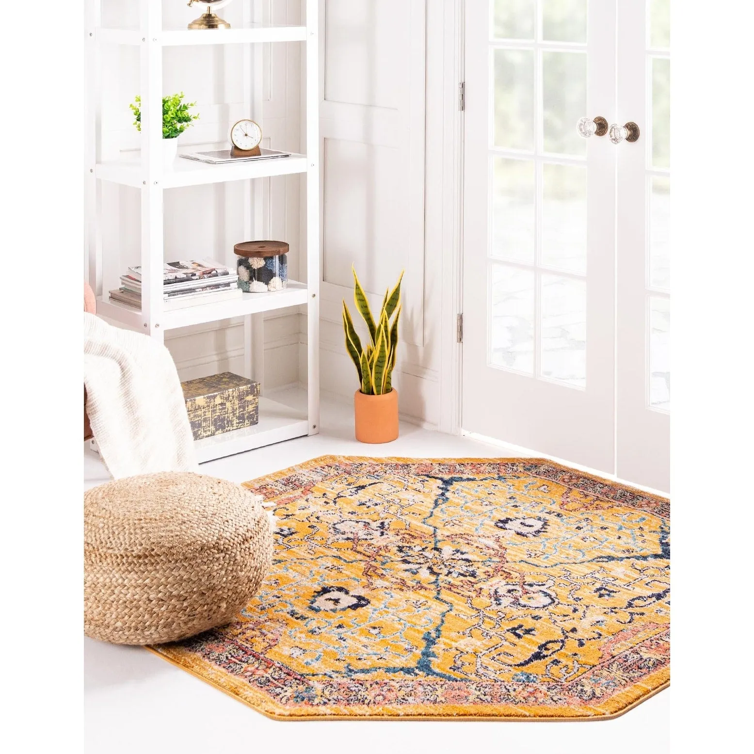 Traditional Nixa Collection Area Rug