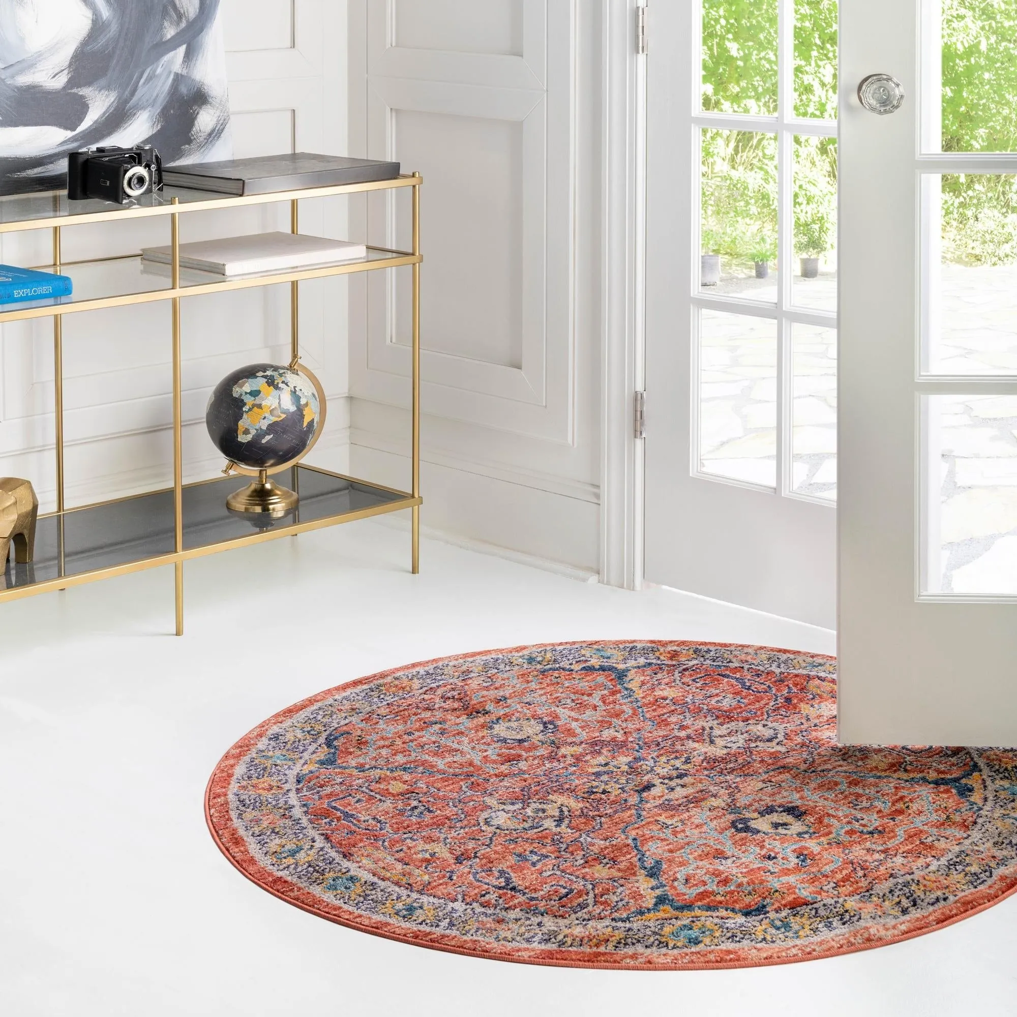 Traditional Nixa Collection Area Rug
