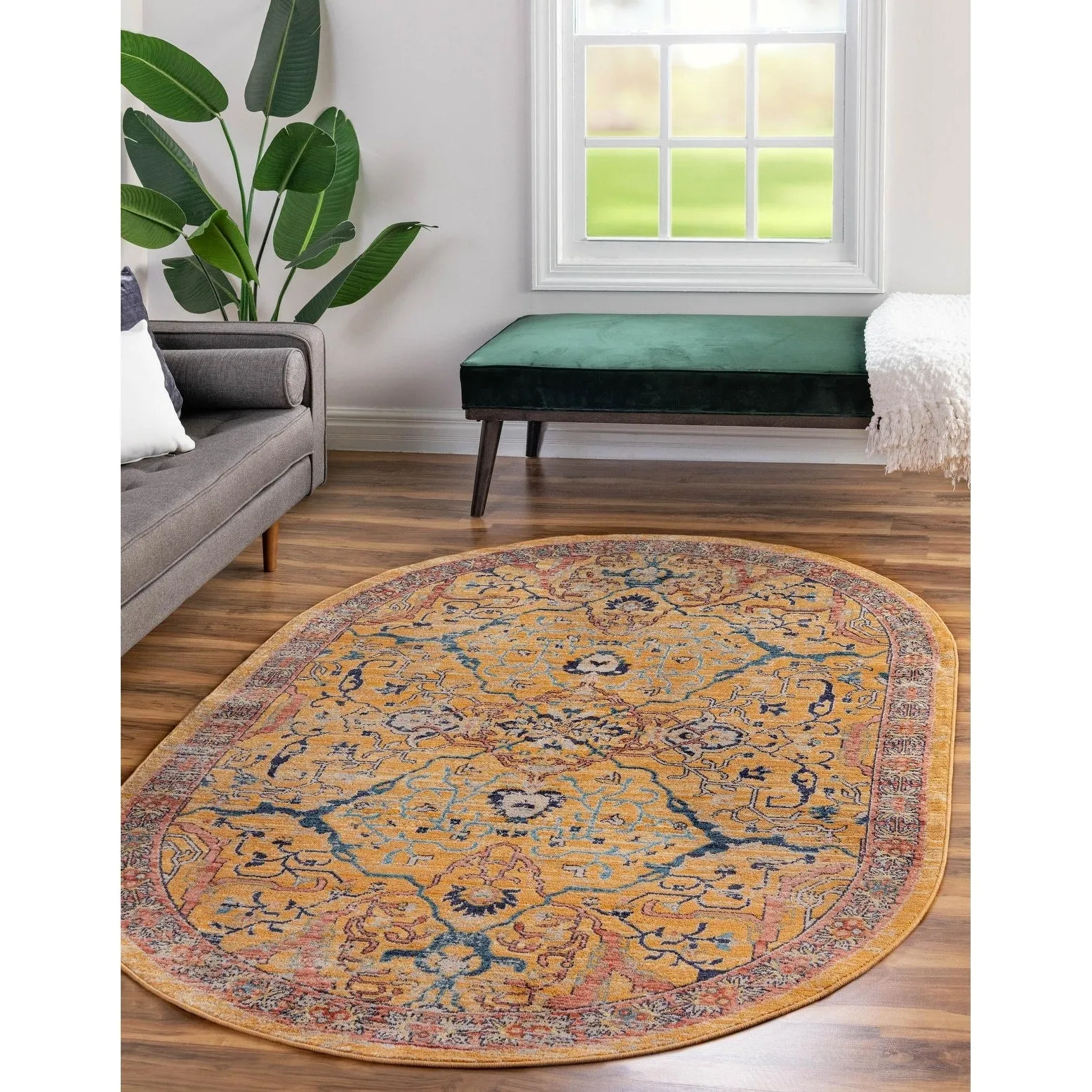 Traditional Nixa Collection Area Rug
