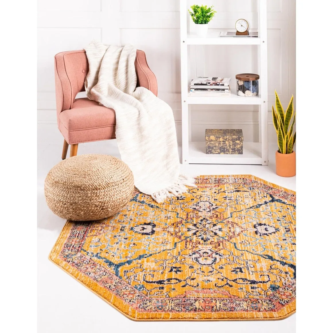 Traditional Nixa Collection Area Rug