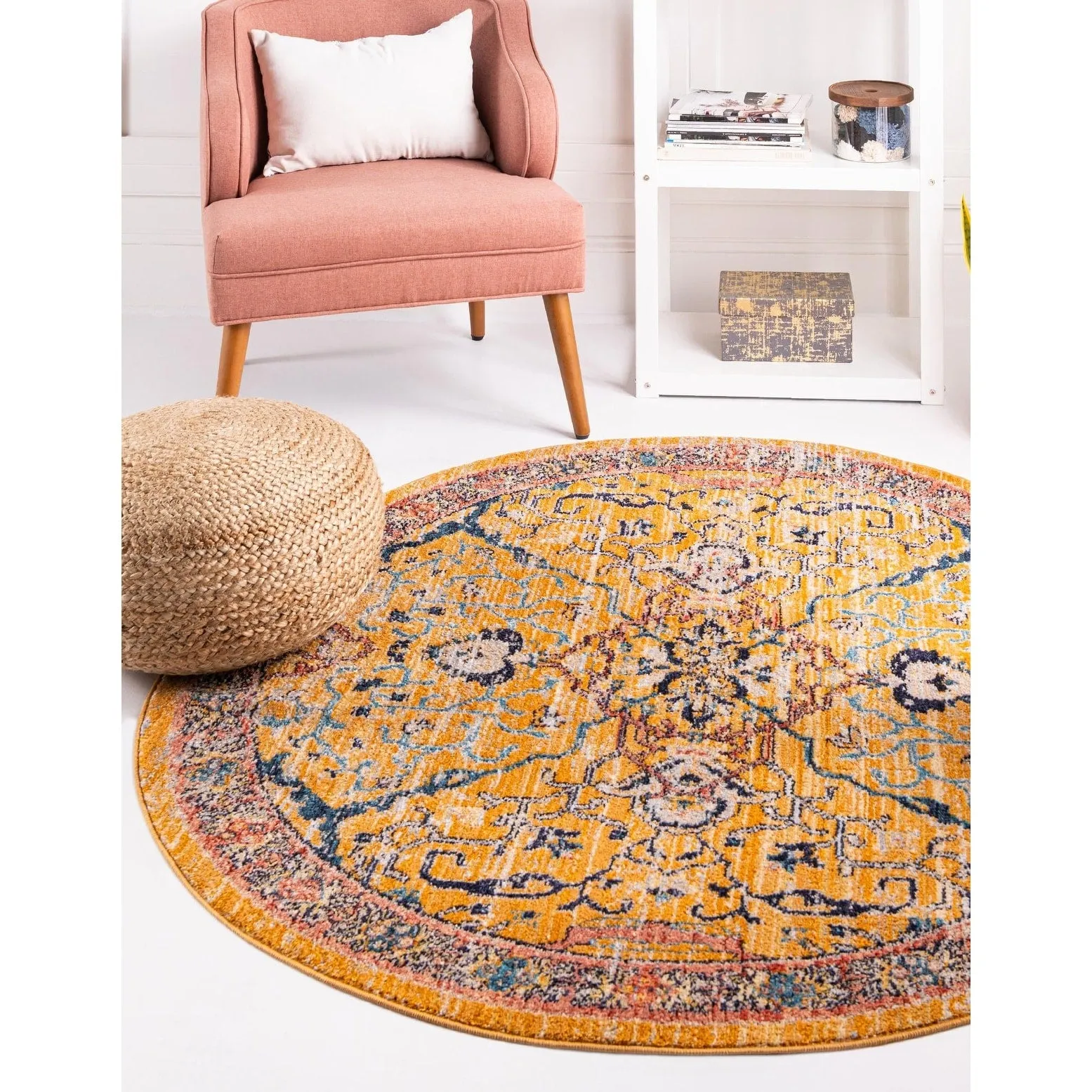 Traditional Nixa Collection Area Rug