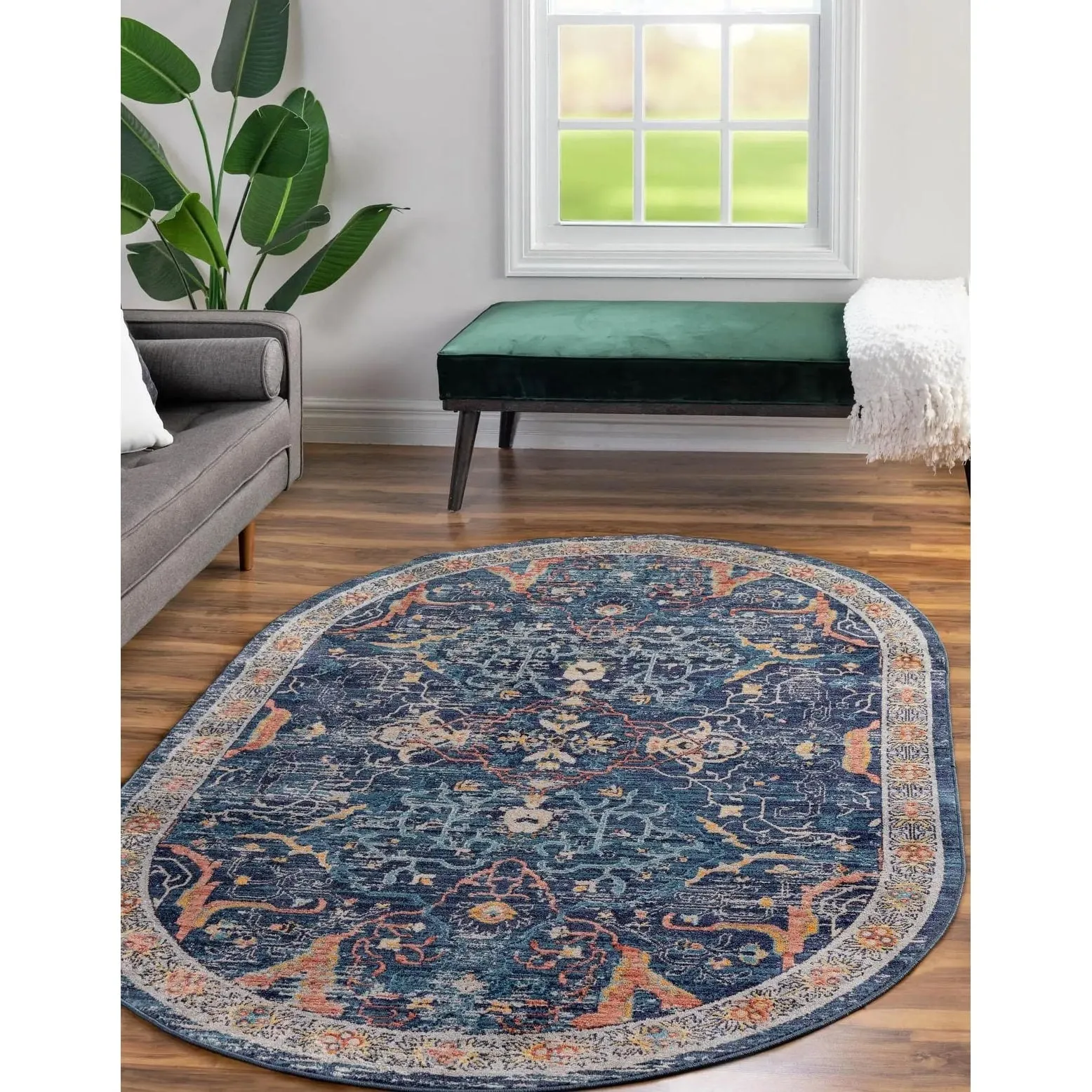 Traditional Nixa Collection Area Rug