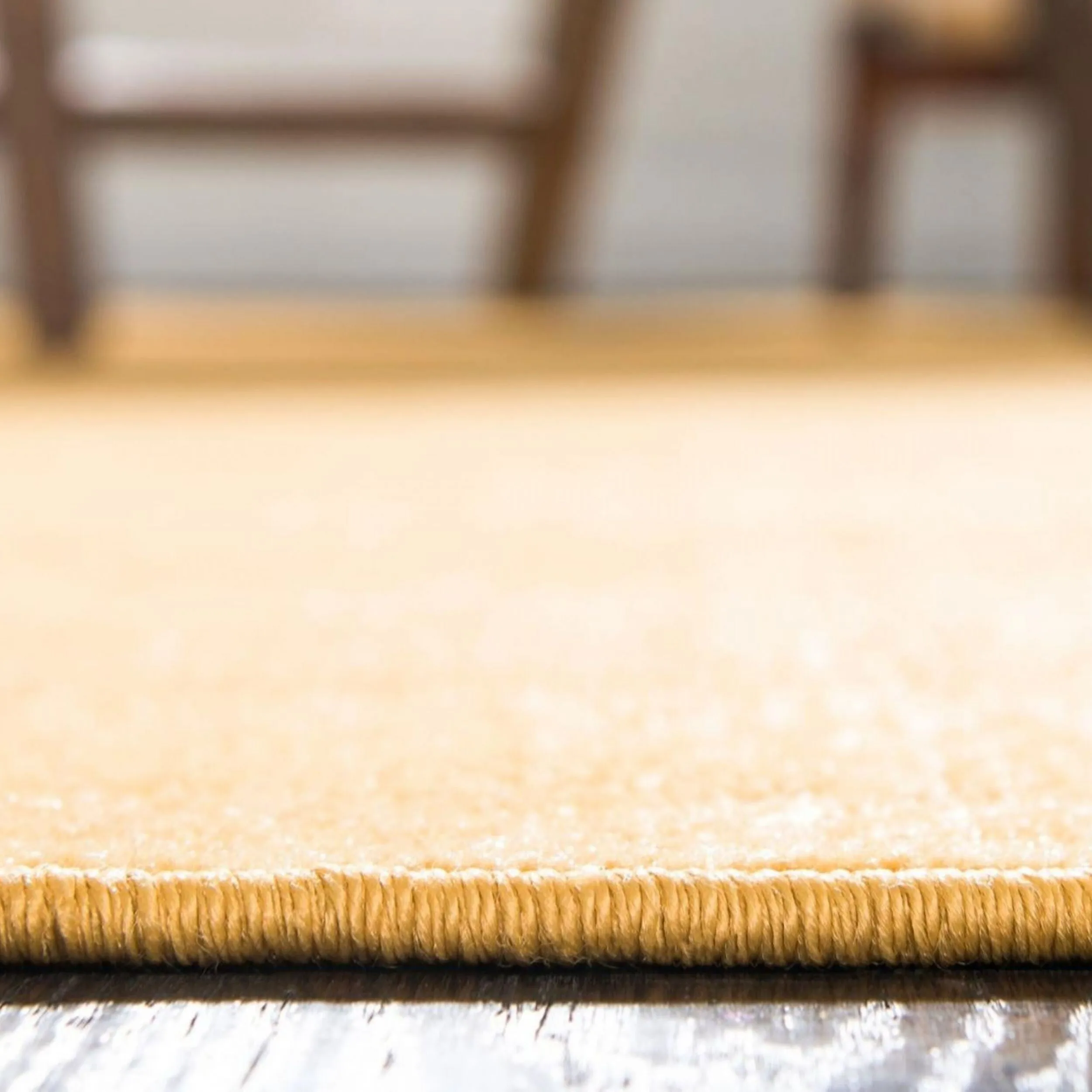 Traditional Yhogarc Collection Area Rug