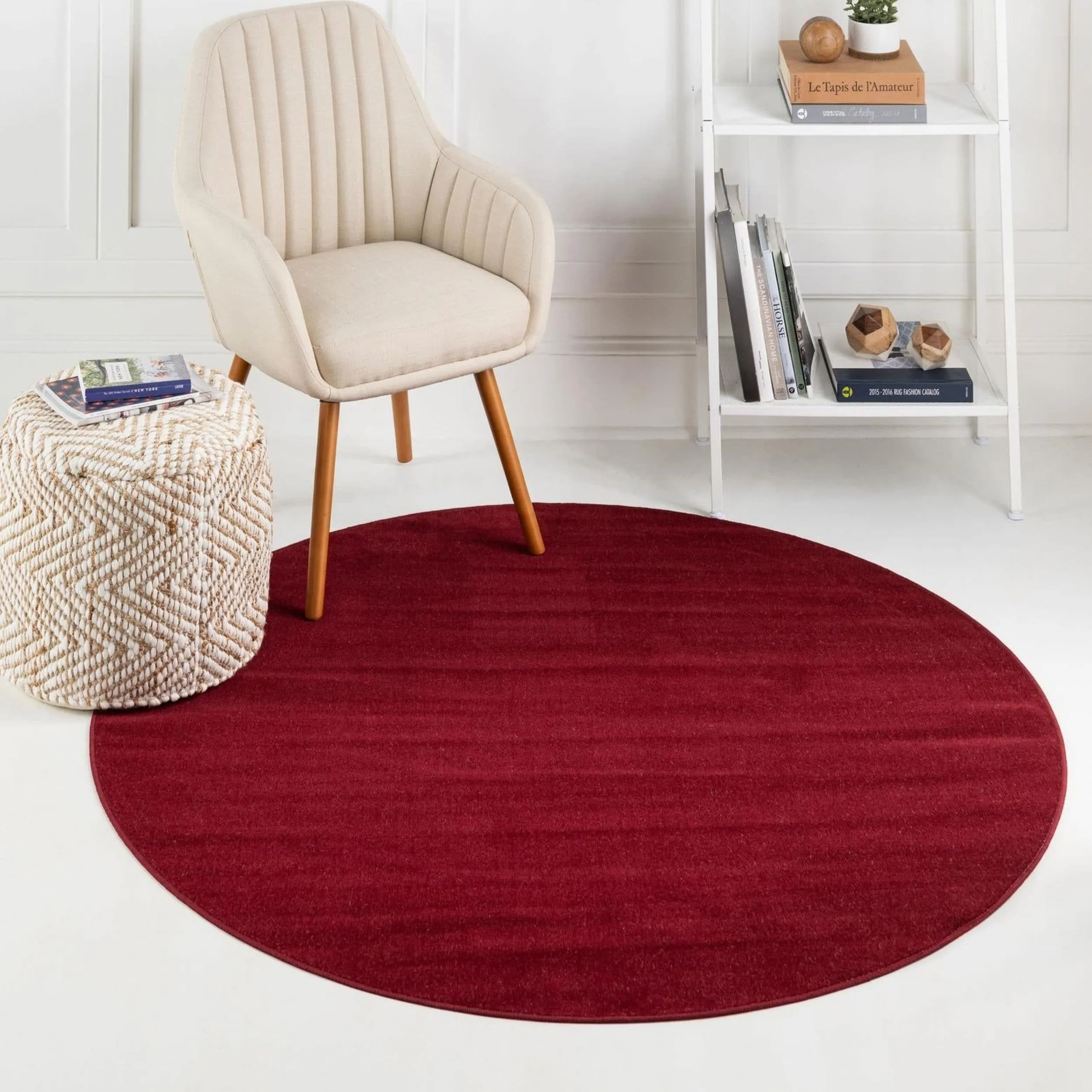 Traditional Yhogarc Collection Area Rug